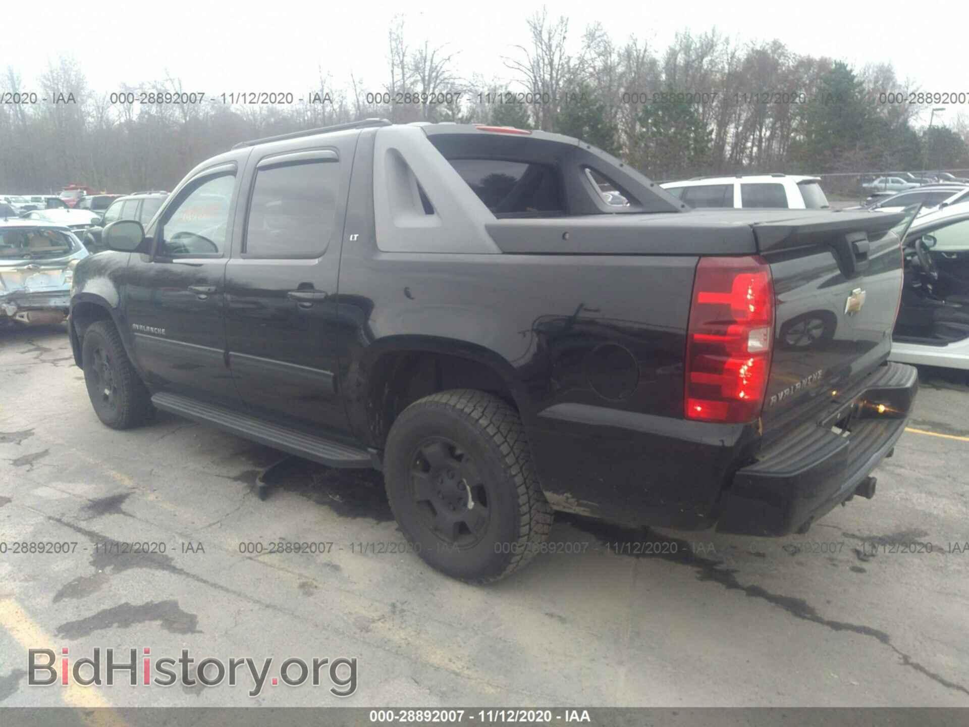 2011 CHEVROLET AVALANCHE - VIN: 3GNTKFE37BG307331 - Фото 3