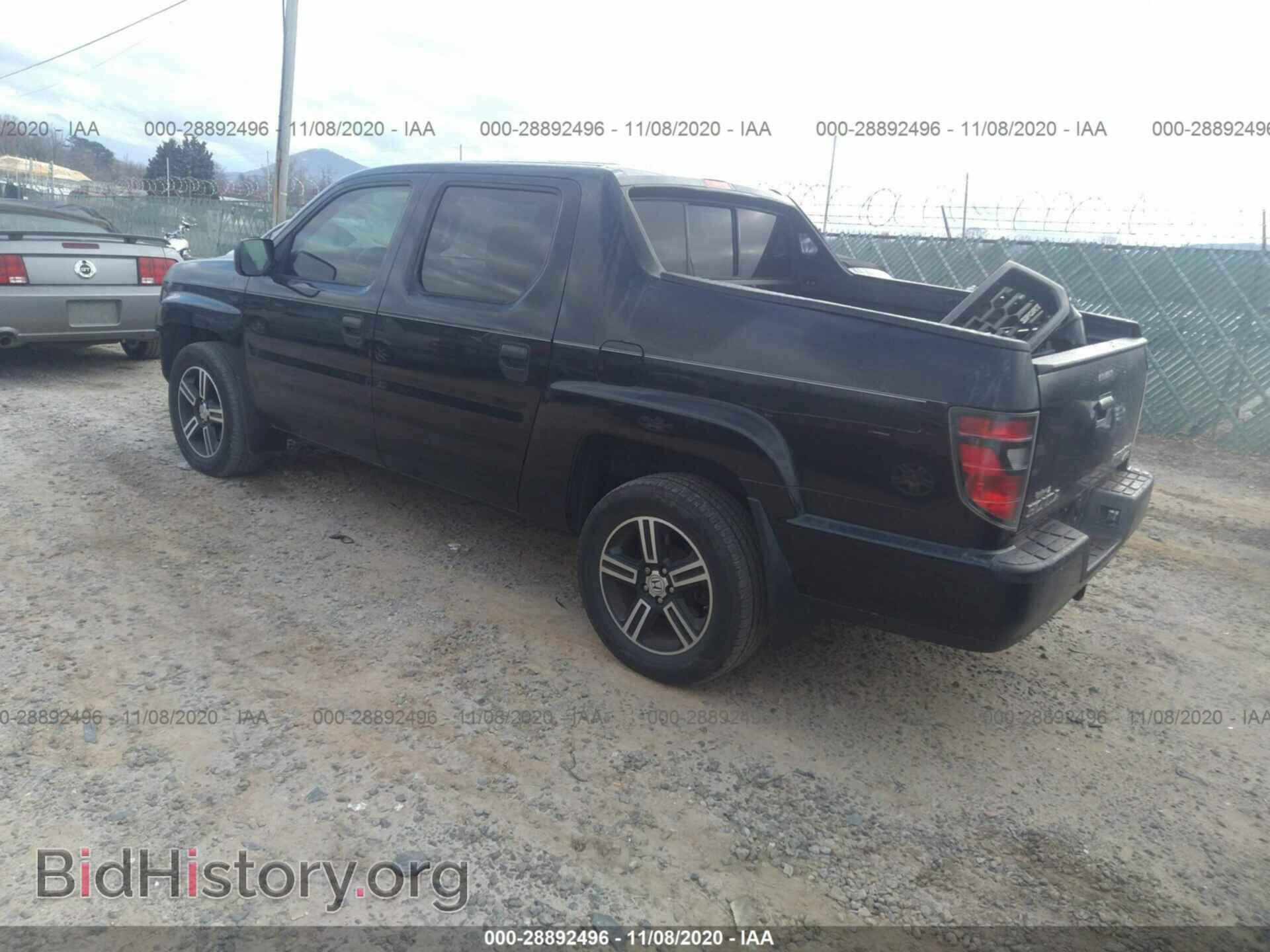 2013 HONDA RIDGELINE - VIN: 5FPYK1F73DB005702 - Фото 3