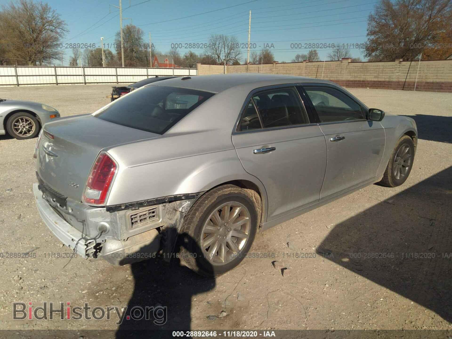 2012 CHRYSLER 300 - VIN: 2C3CCACG9CH223872 - Фото 4