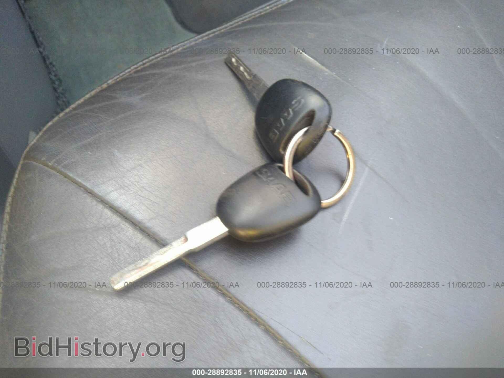 2000 SAAB 9-3 - VIN: YS3DF78K2Y7007008 - Photo 11