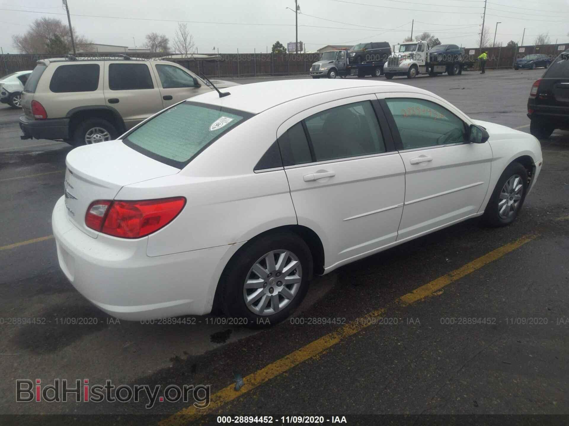 2009 CHRYSLER SEBRING - VIN: 1C3LC46B59N517304 - Фото 4