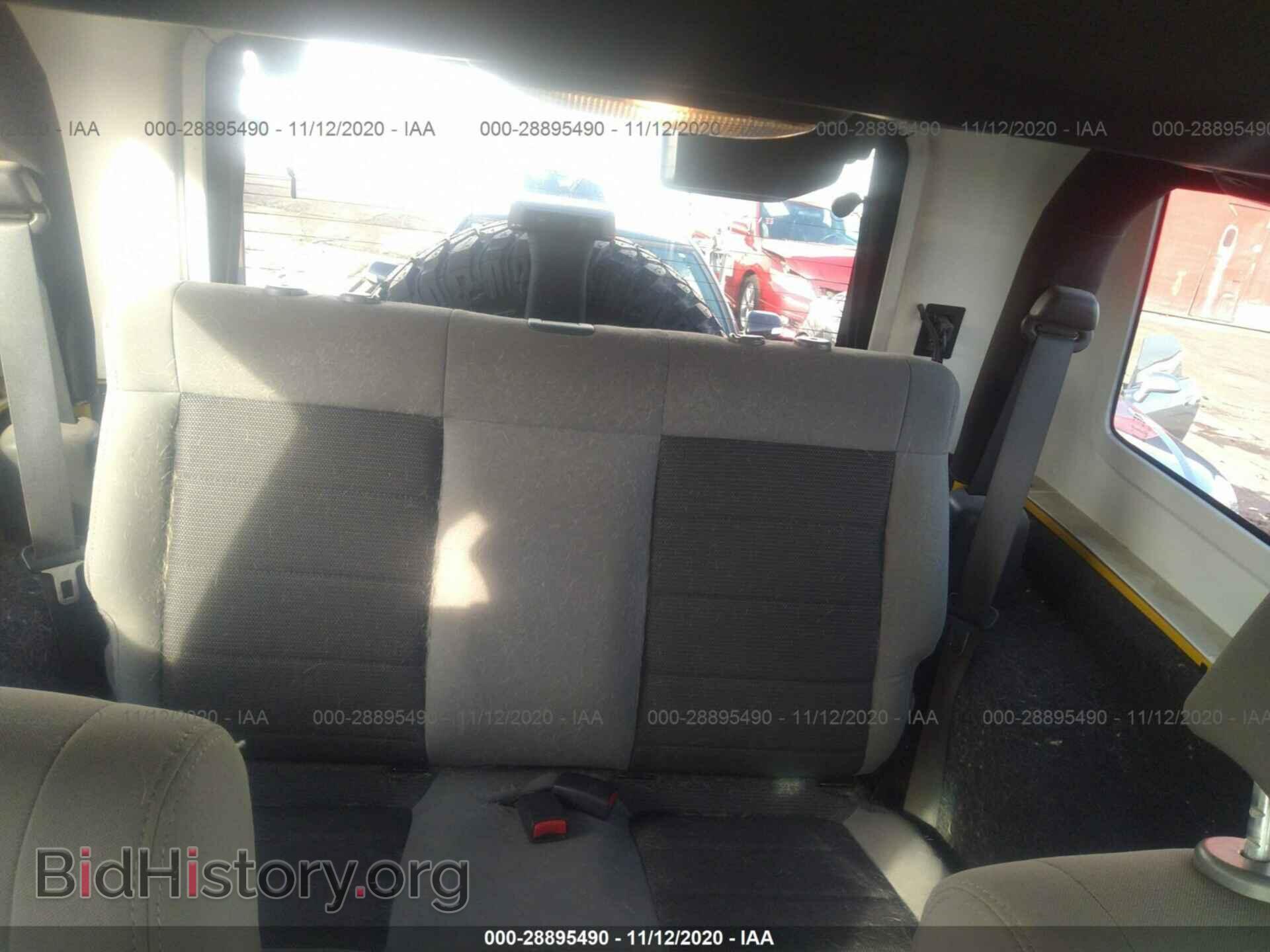 2008 JEEP WRANGLER - VIN: 1J4FA24148L525945 - Фото 8