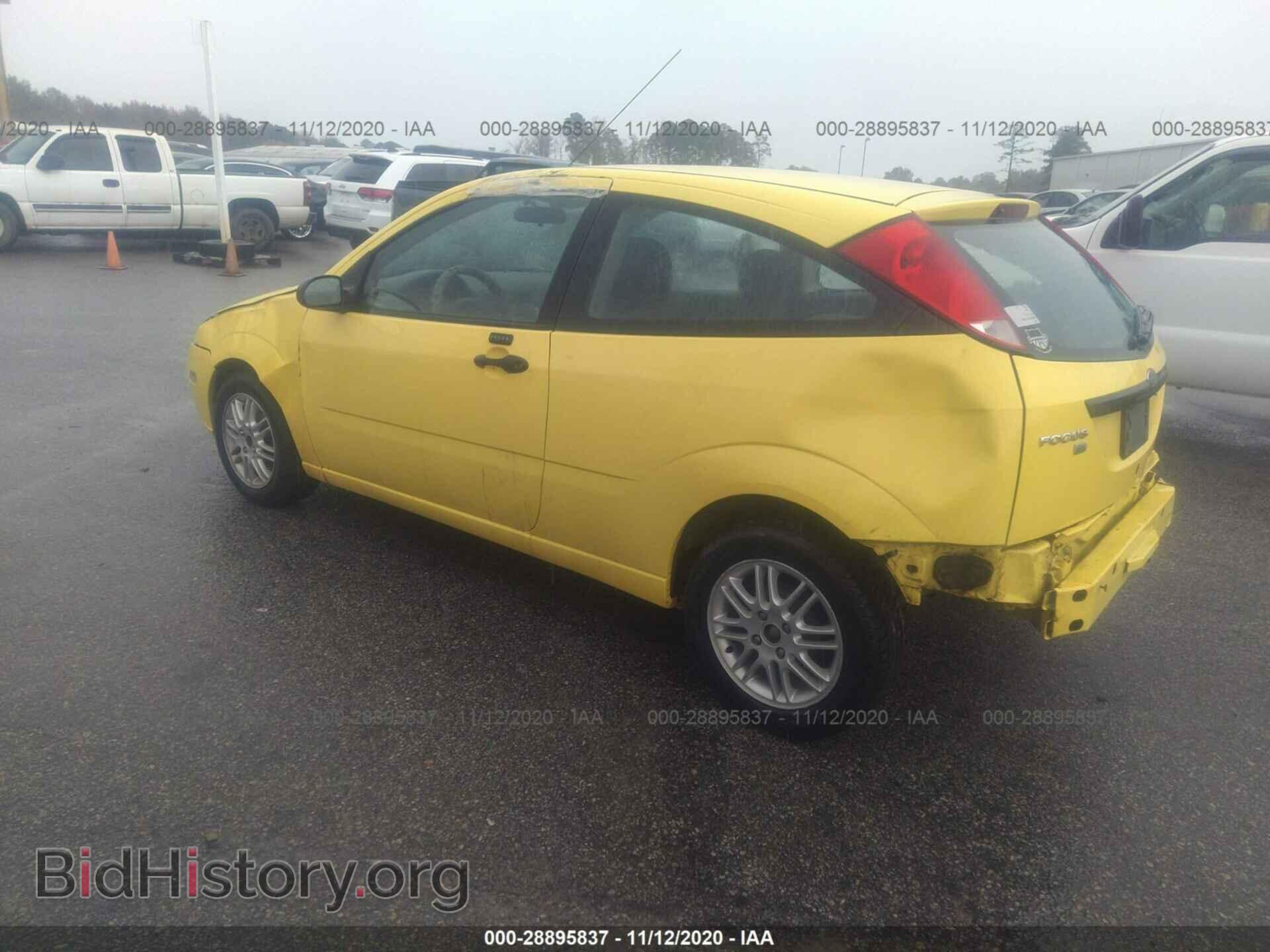 2005 FORD FOCUS - VIN: 3FAFP31N15R155476 - Фото 3