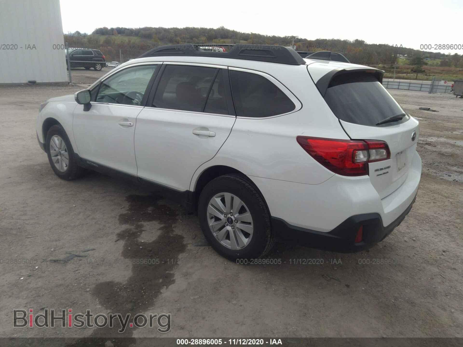 2019 SUBARU OUTBACK - VIN: 4S4BSAFCXK3304086 - Фото 3
