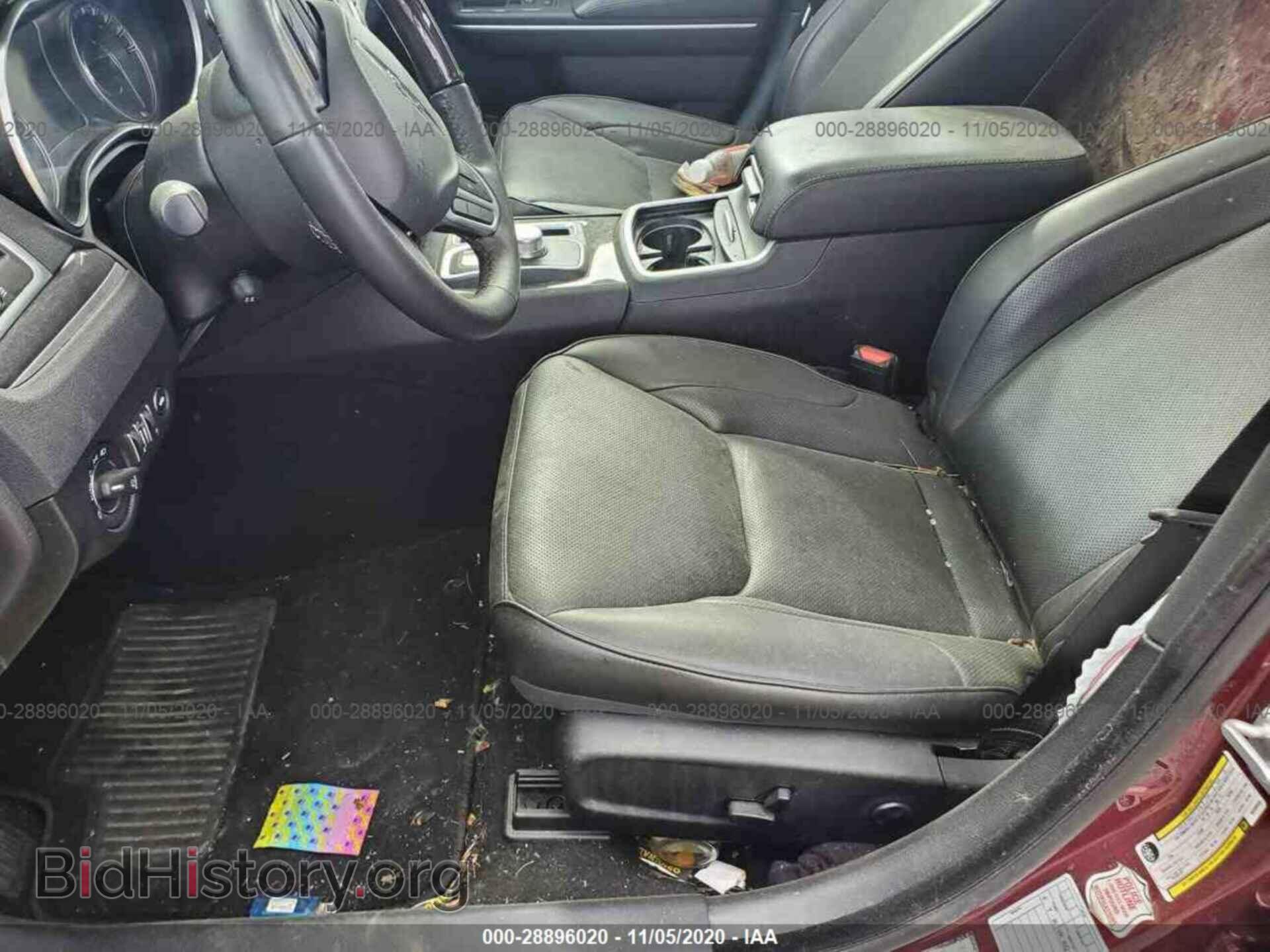 2019 CHRYSLER 300 - VIN: 2C3CCAKGXKH586505 - Фото 16