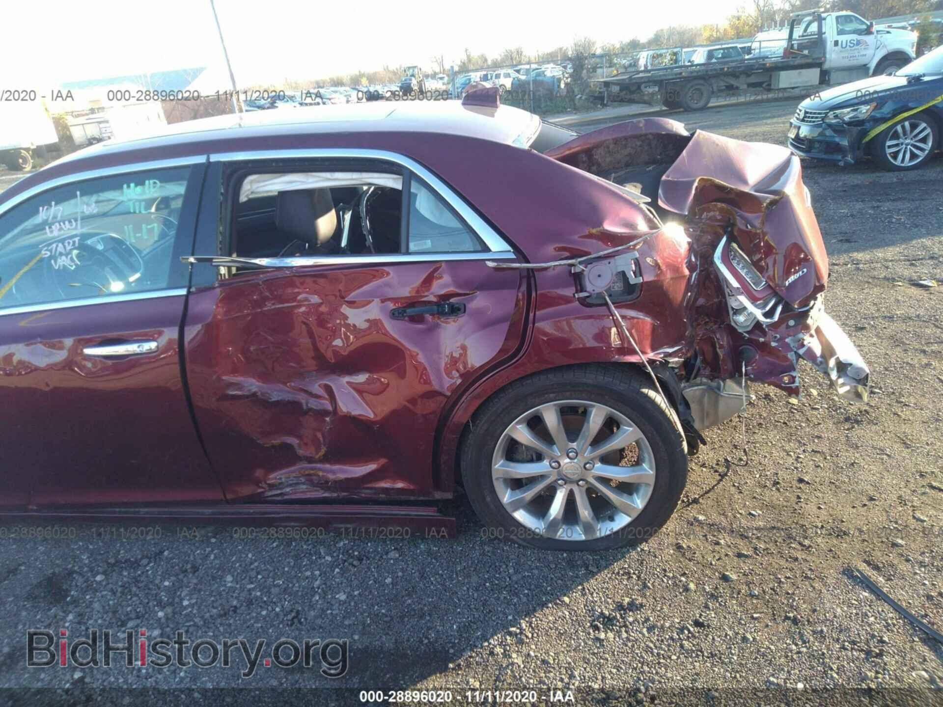 2019 CHRYSLER 300 - VIN: 2C3CCAKGXKH586505 - Фото 6