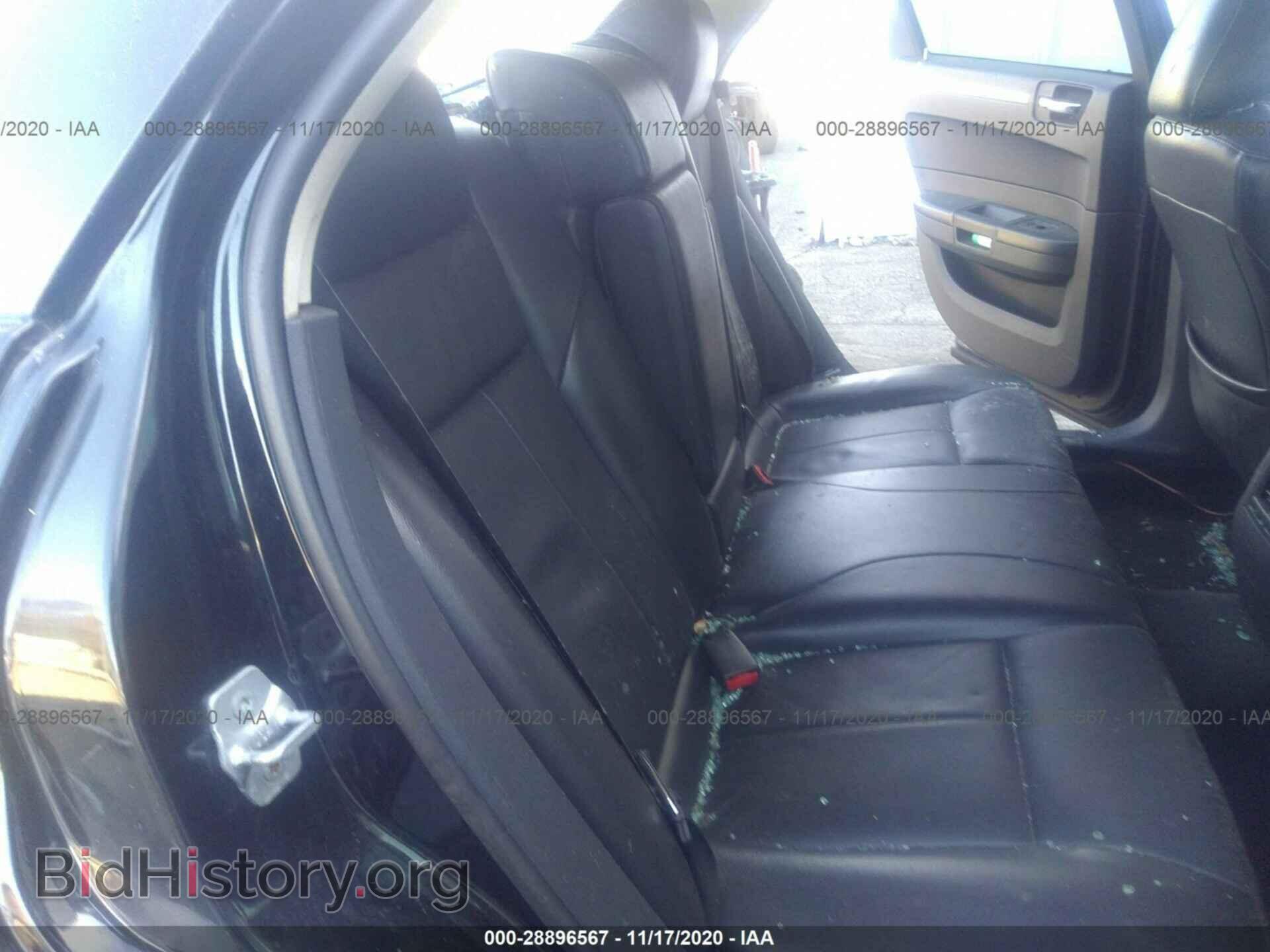 2010 CHRYSLER 300 - VIN: 2C3CA5CV6AH301906 - Фото 8