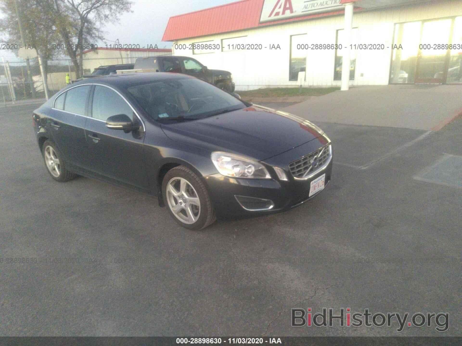 Photo YV1622FS2C2112097 - VOLVO S60 2012