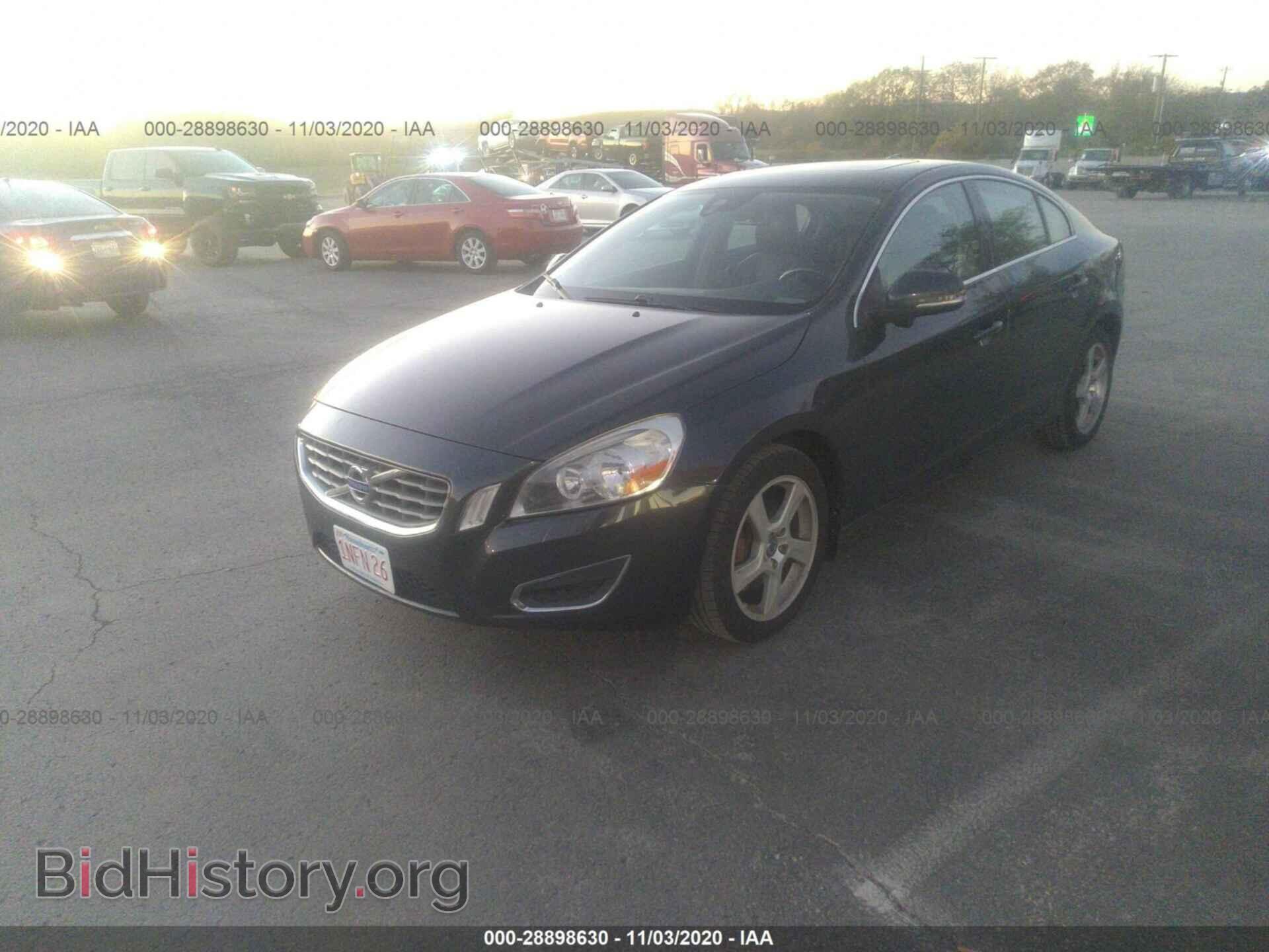 2012 VOLVO S60 - VIN: YV1622FS2C2112097 - Фото 2