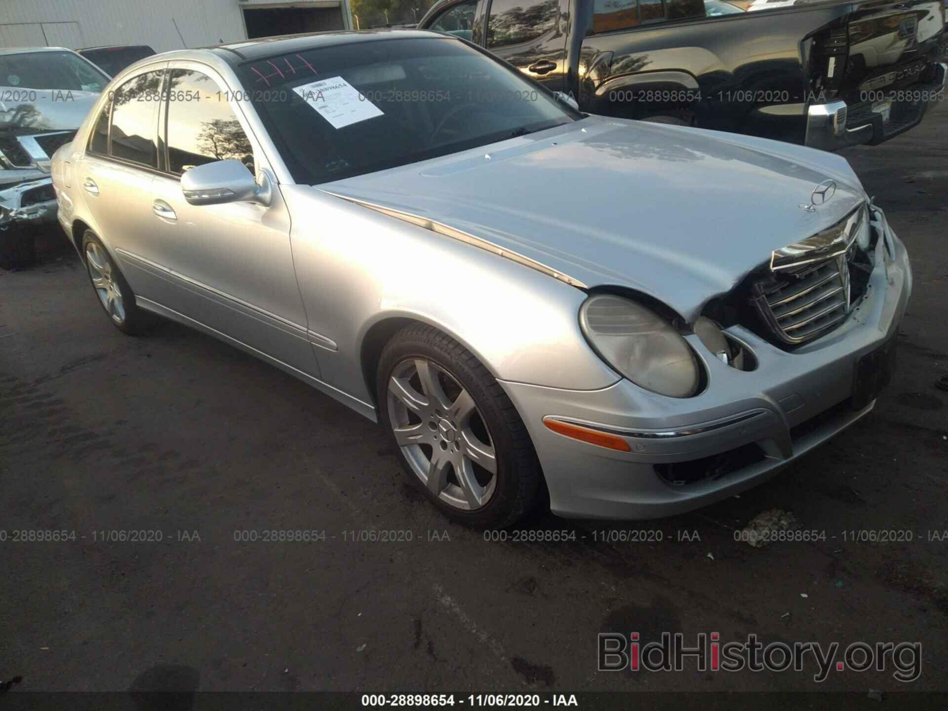 Photo WDBUF56X97B055478 - MERCEDES-BENZ E-CLASS 2007