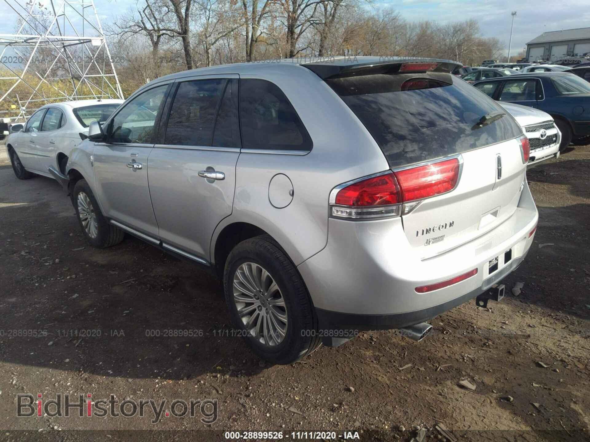 2011 LINCOLN MKX - VIN: 2LMDJ6JKXBBJ00951 - Photo 3