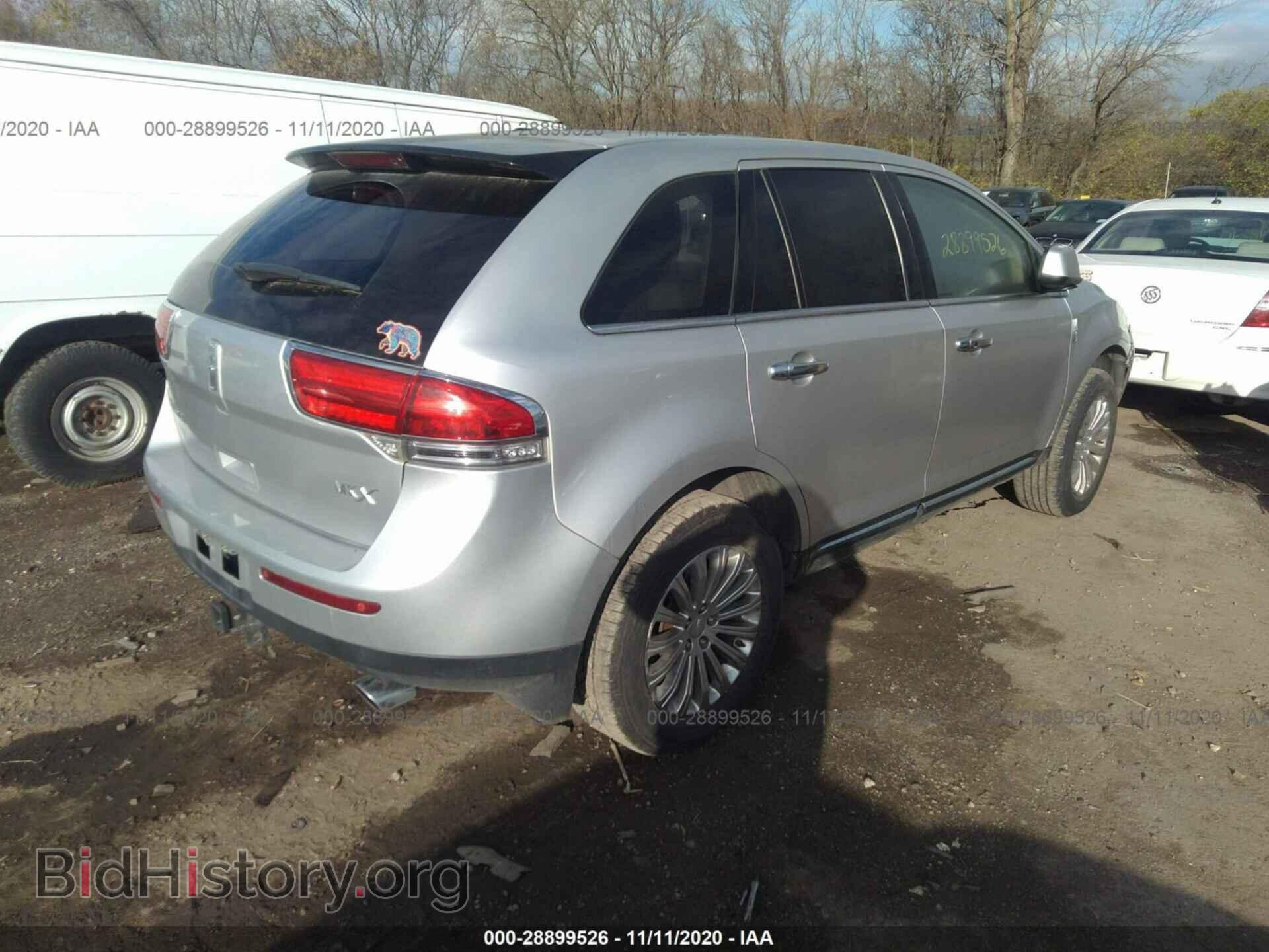 2011 LINCOLN MKX - VIN: 2LMDJ6JKXBBJ00951 - Photo 4