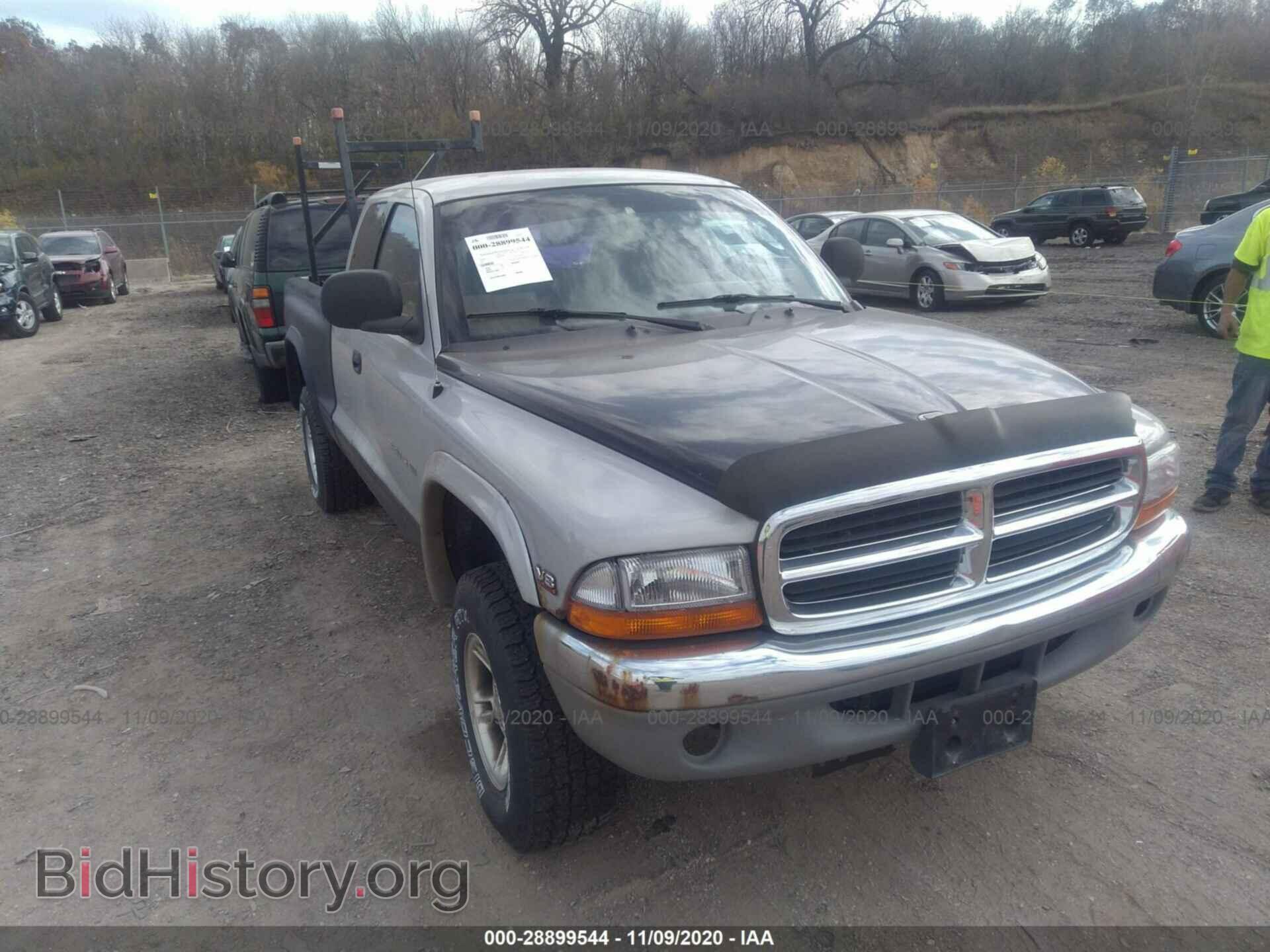 Photo 1B7GG22N5YS552060 - DODGE DAKOTA 2000