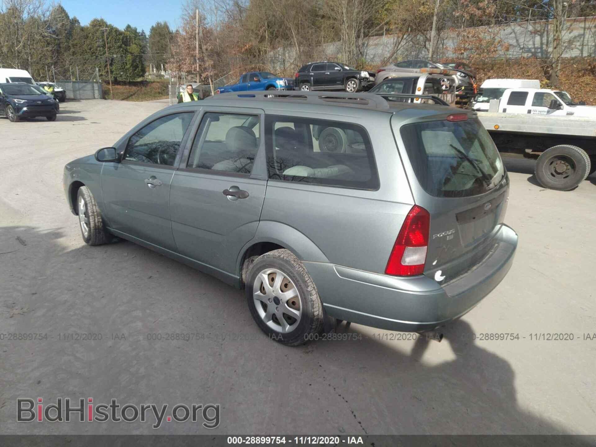 2005 FORD FOCUS - VIN: 1FAFP36N05W209842 - Фото 3