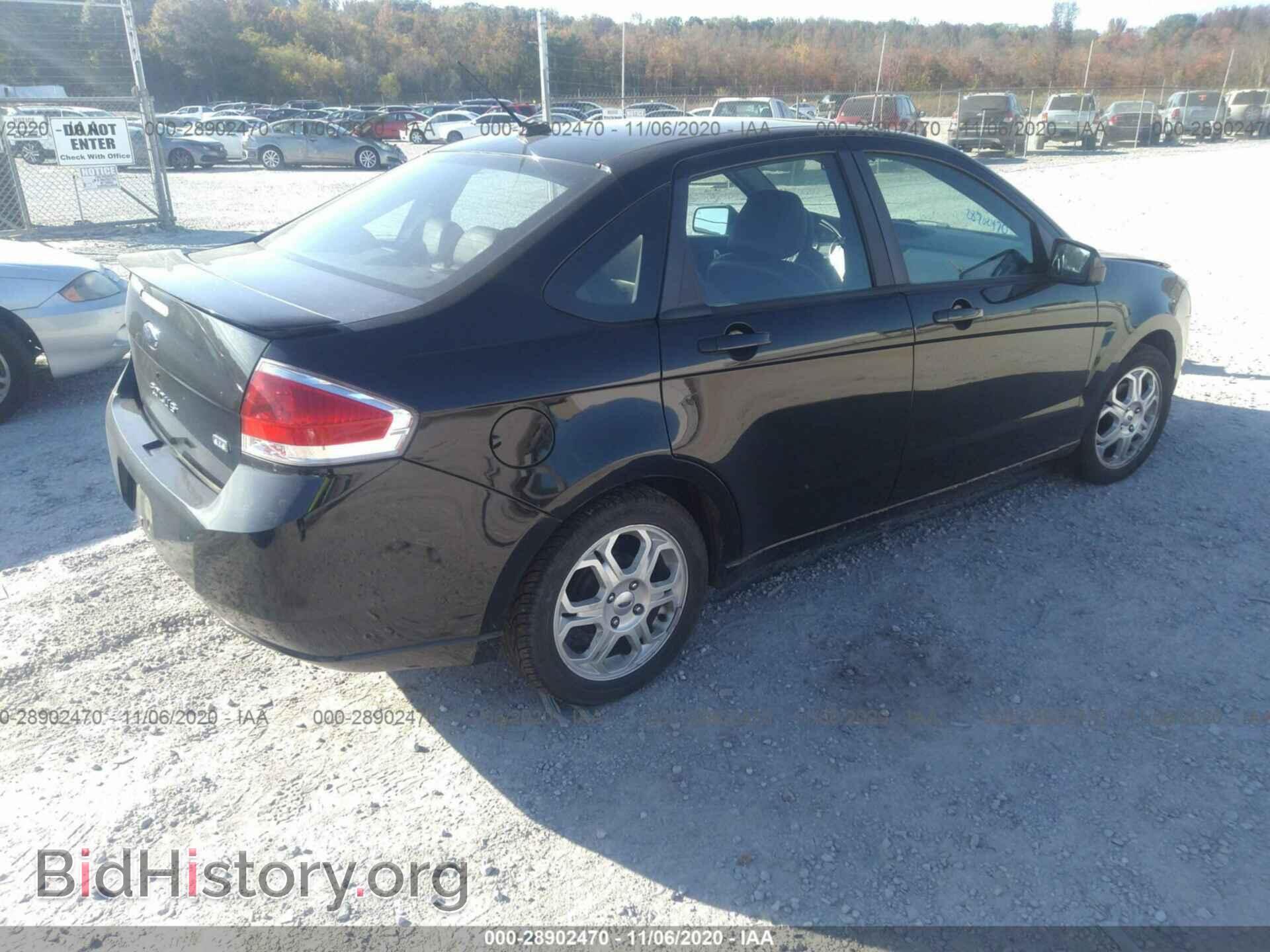 2009 FORD FOCUS - VIN: 1FAHP36N19W255100 - Photo 4