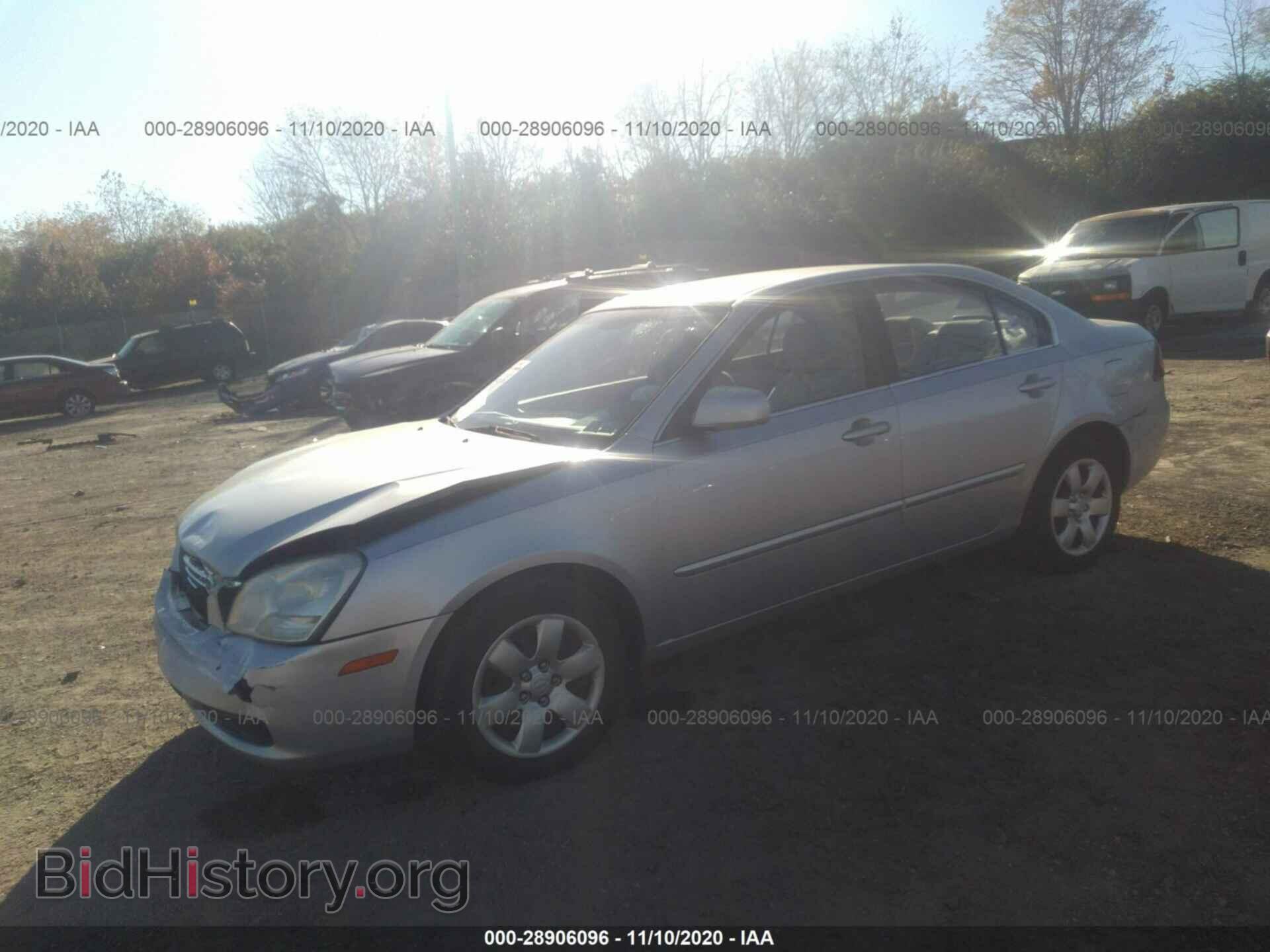 2006 KIA OPTIMA - VIN: KNAGE123765070777 - Фото 2