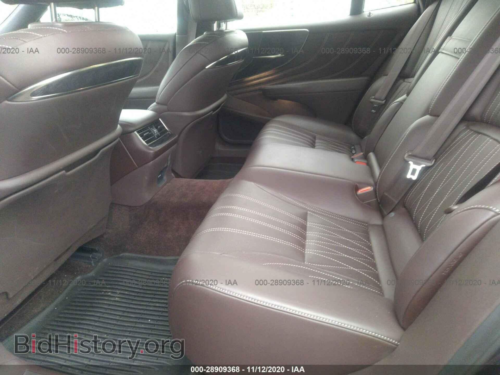 2018 LEXUS LS - VIN: JTHC51FF0J5000650 - Photo 8