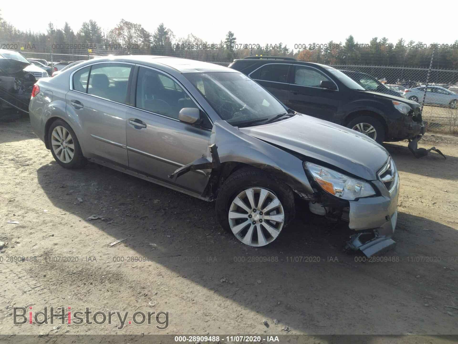 Photo 4S3BMDL68B2250579 - SUBARU LEGACY 2011