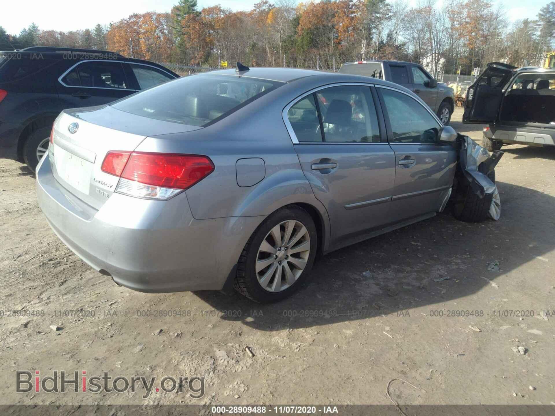 2011 SUBARU LEGACY - VIN: 4S3BMDL68B2250579 - Фото 4