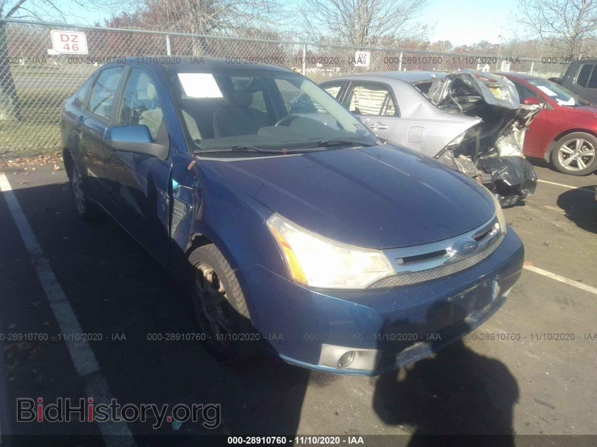 Photo 1FAHP35N58W181552 - FORD FOCUS 2008
