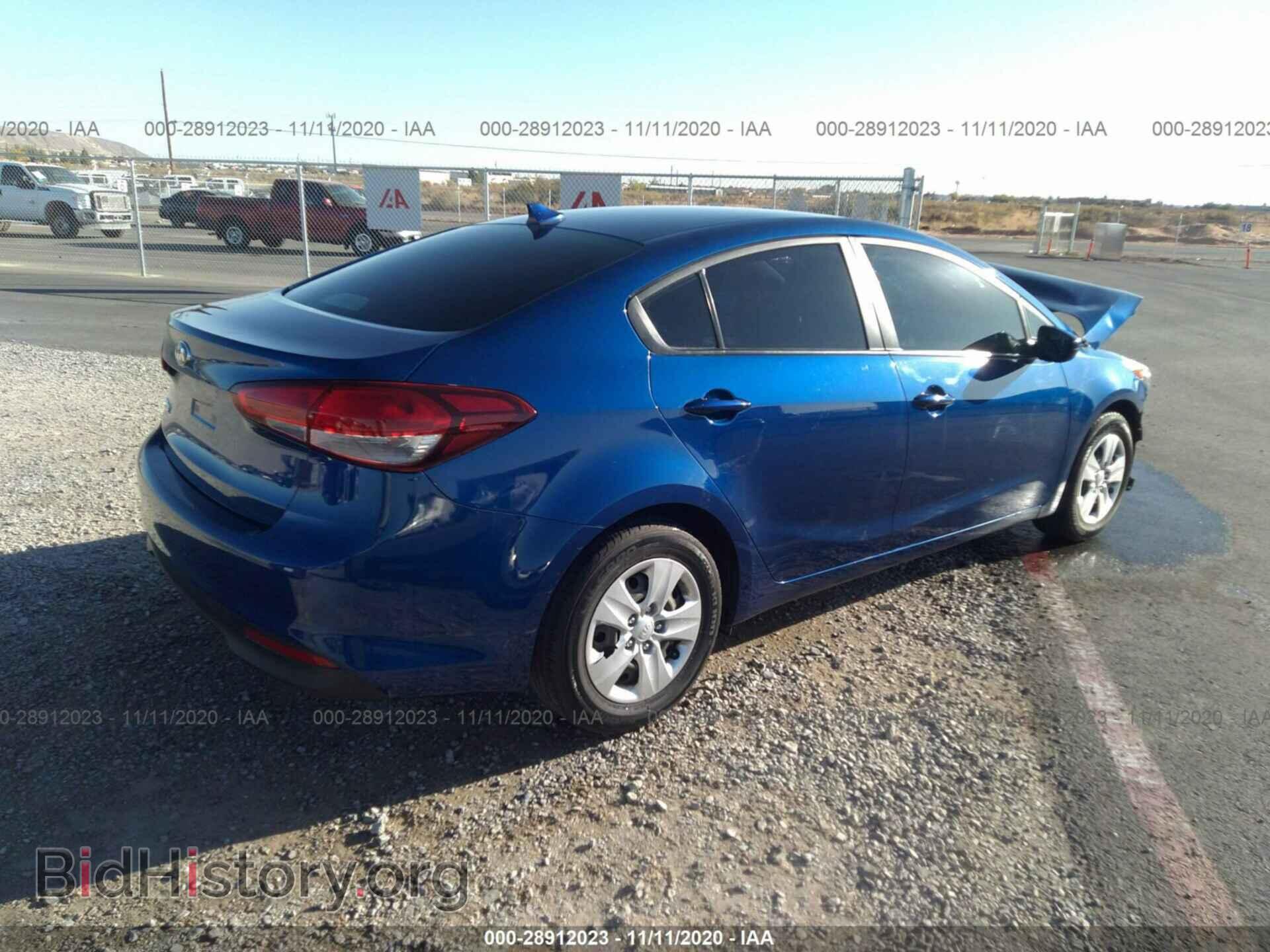 2017 KIA FORTE - VIN: 3KPFK4A73HE016638 - Фото 4