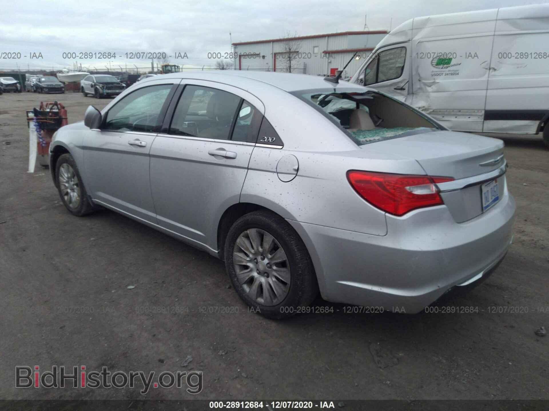 2012 CHRYSLER 200 - VIN: 1C3CCBAB9CN159823 - Фото 3