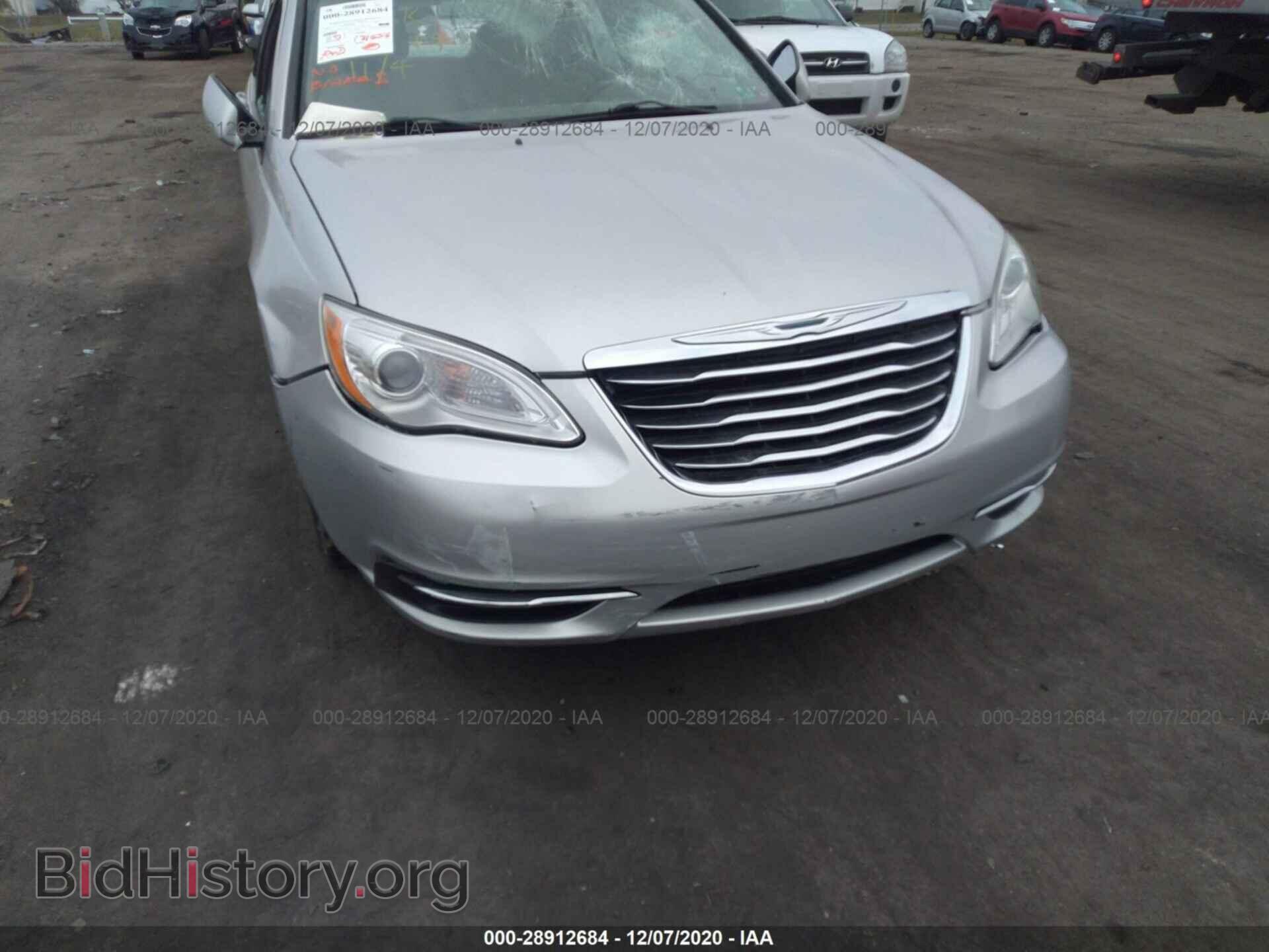 2012 CHRYSLER 200 - VIN: 1C3CCBAB9CN159823 - Фото 6