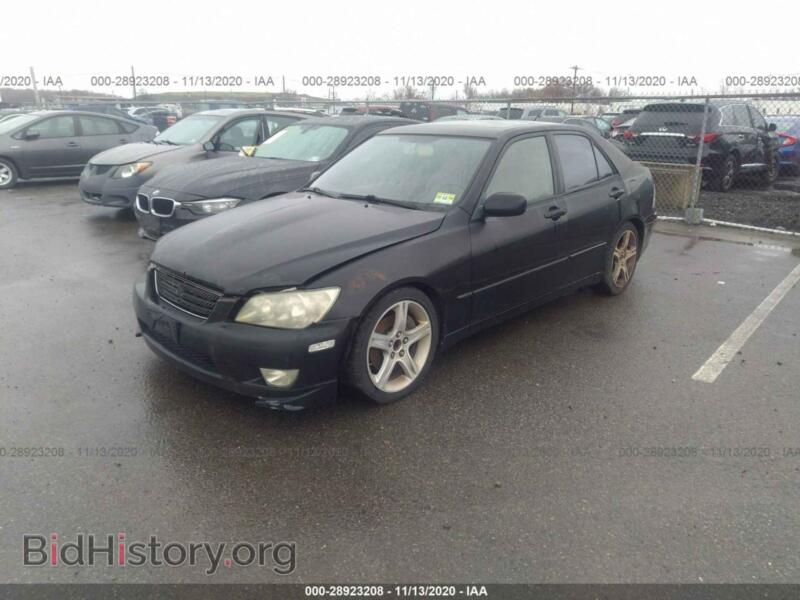 2003 Lexus IS 300 (VIN JTHBD192530067462) — фото 2 из 11