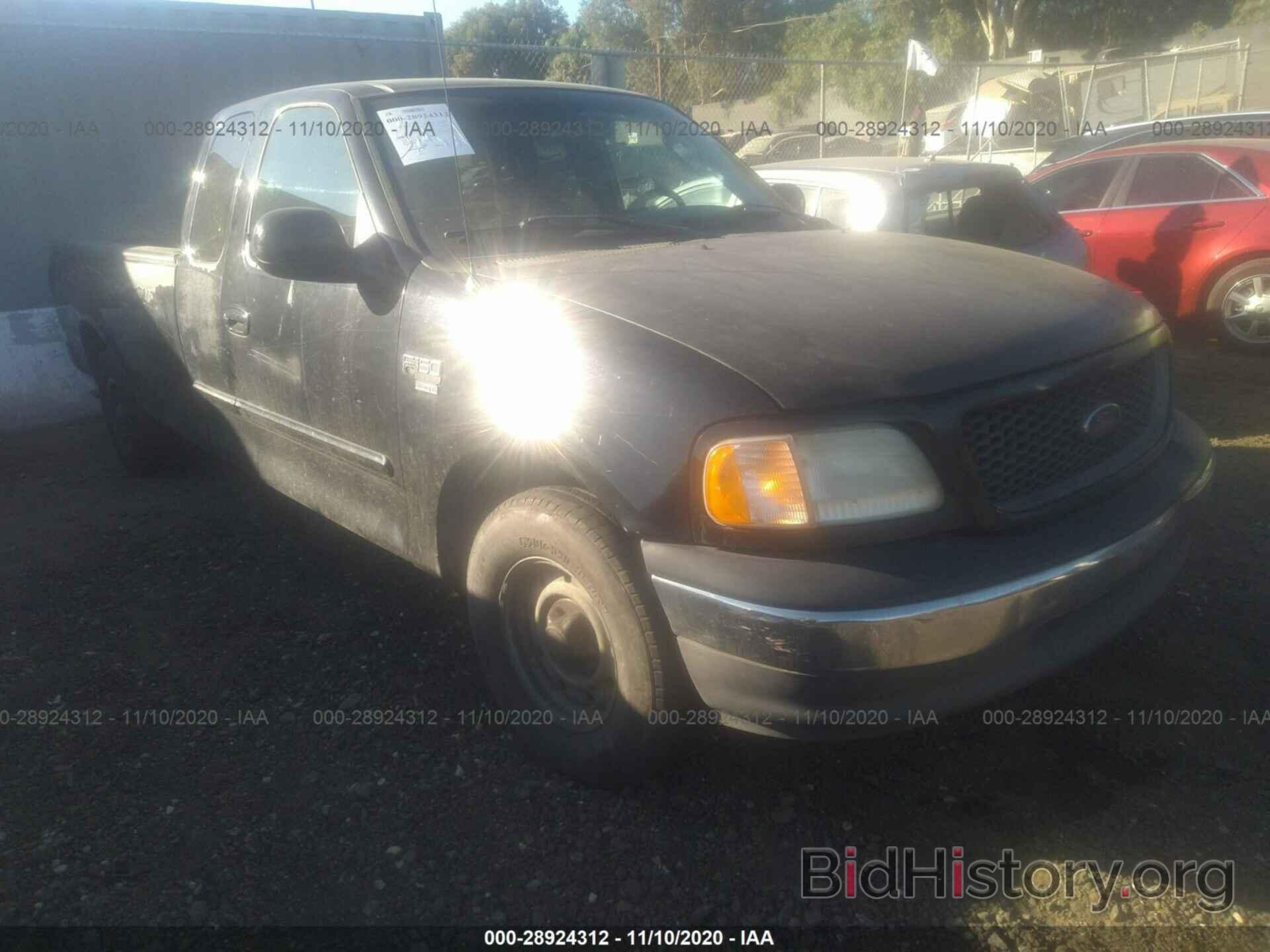 Photo 1FTRX17W02NB07283 - FORD F-150 2002