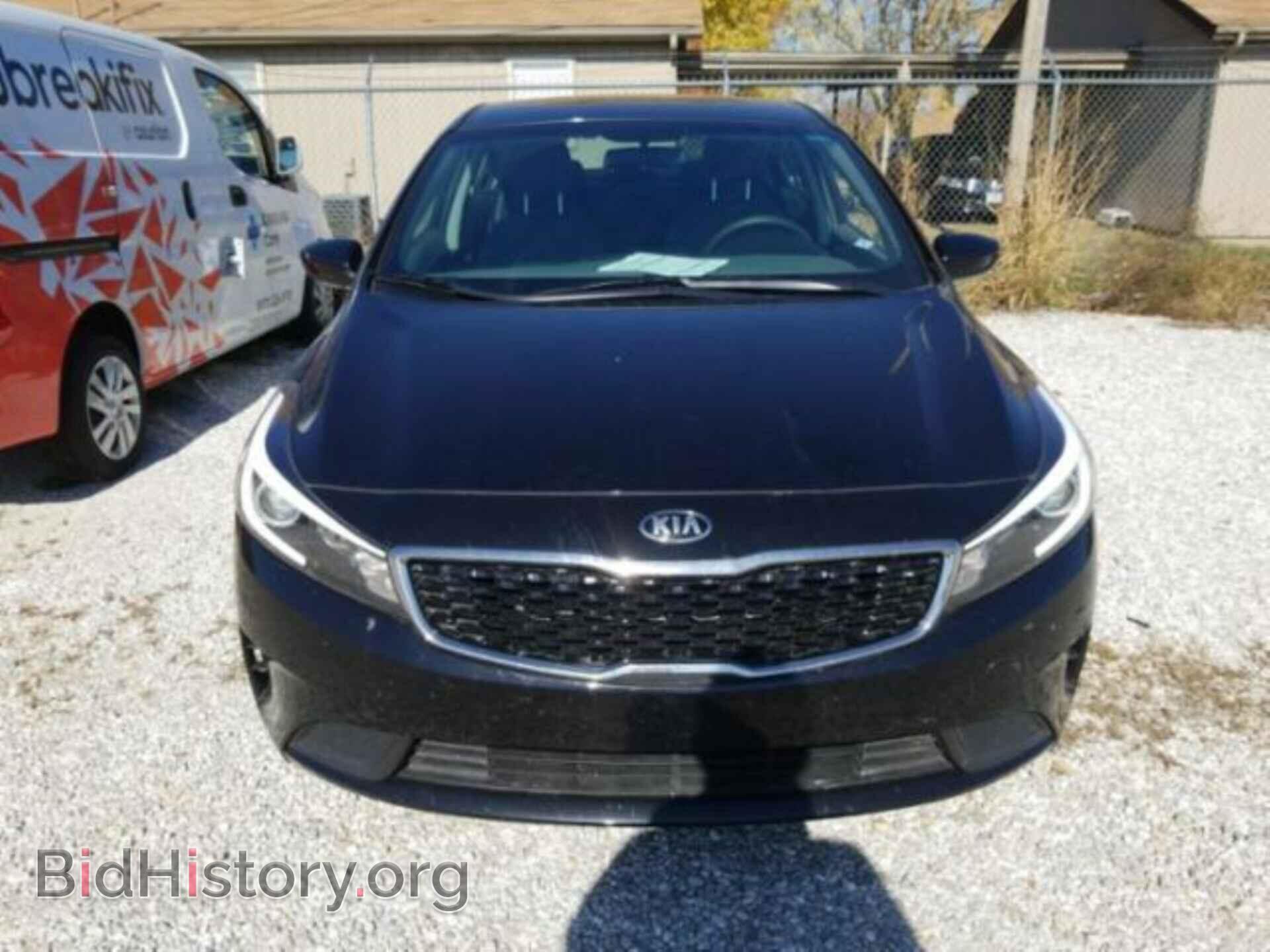 2017 KIA FORTE - VIN: 3KPFK4A70HE125977 - Photo 9