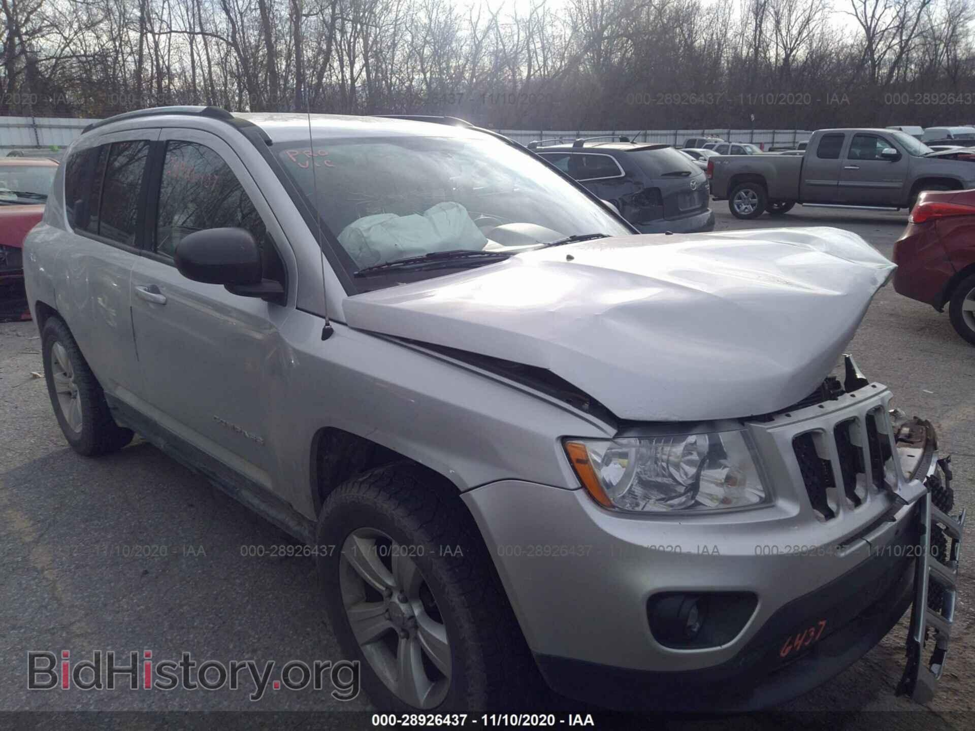 Фотография 1J4NF1FB5BD197496 - JEEP COMPASS 2011