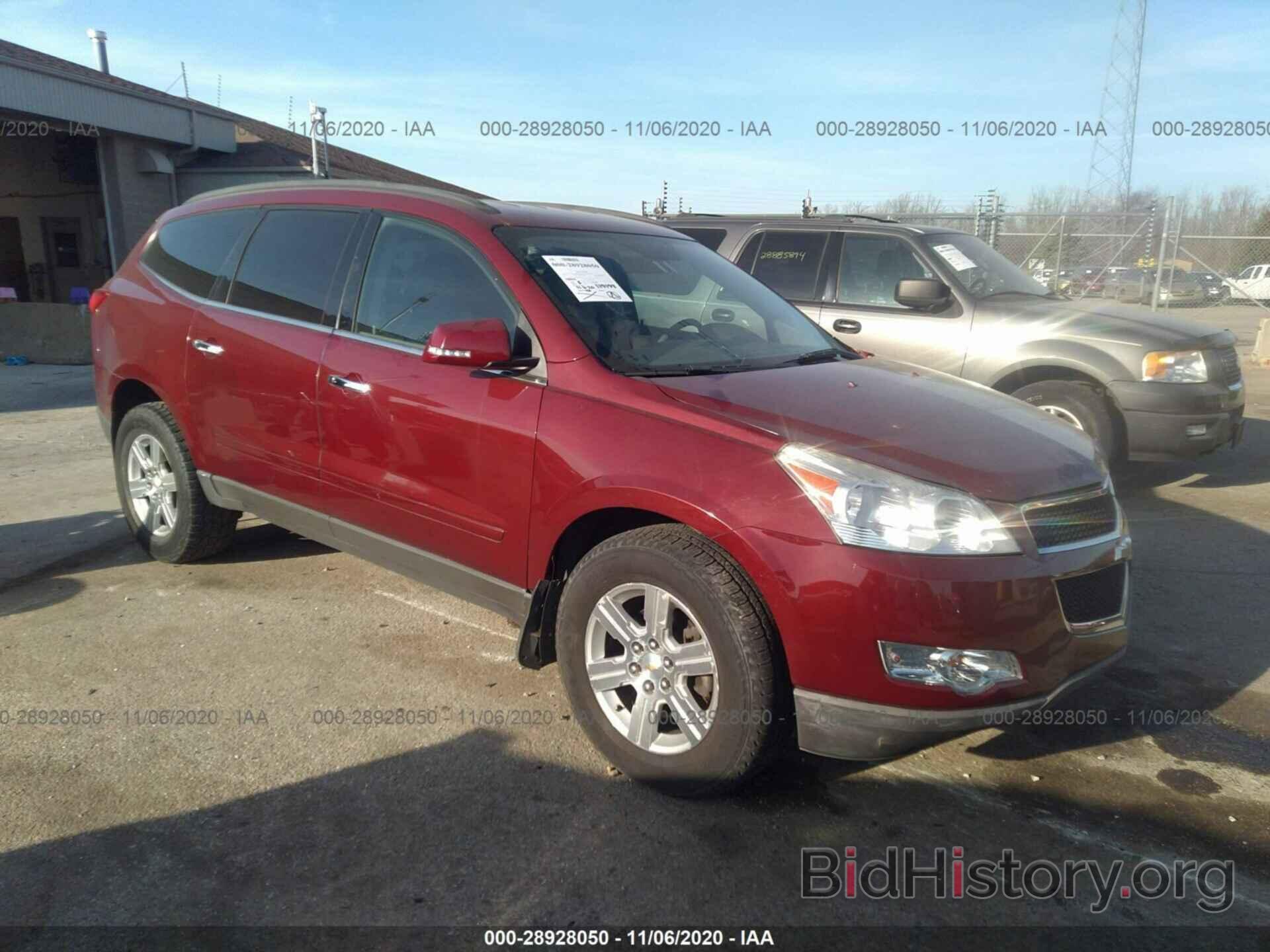 Photo 1GNKVGED3BJ207372 - CHEVROLET TRAVERSE 2011