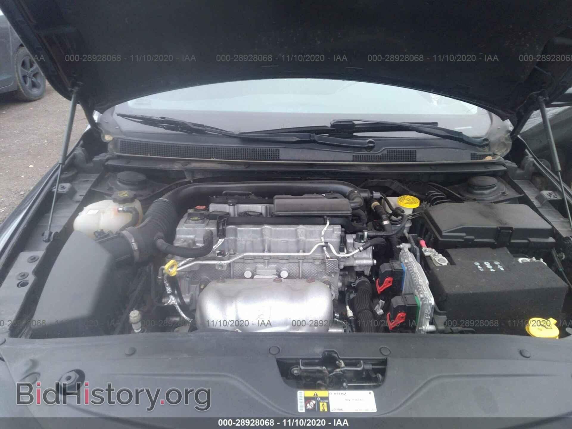 2017 CHRYSLER 200 - VIN: 1C3CCCFB5HN503458 - Фото 10