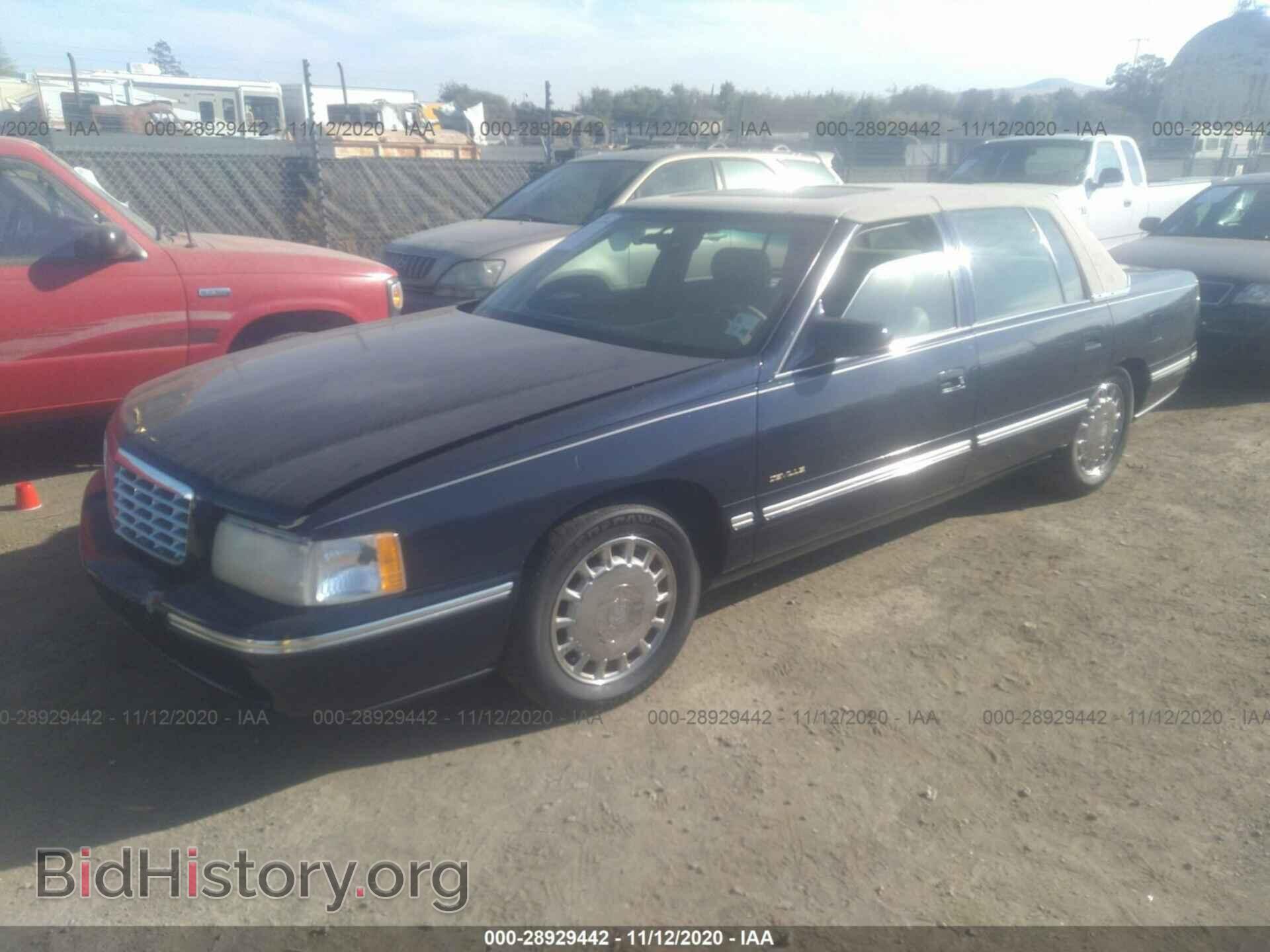 1998 CADILLAC DEVILLE - VIN: 1G6KD54Y4WU760236 - Photo 2