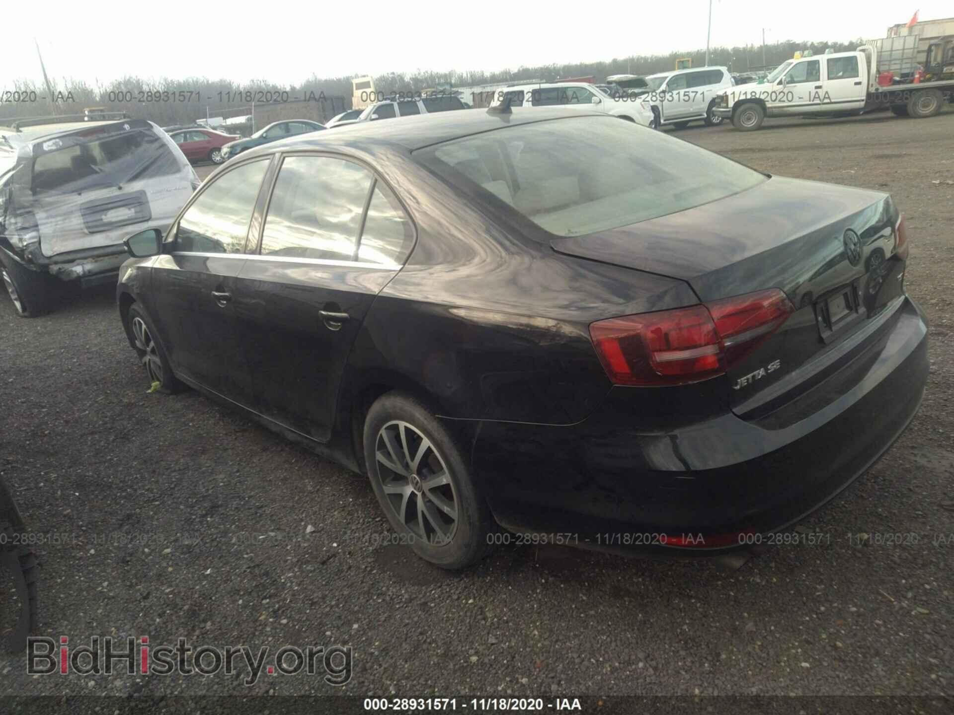 2017 VOLKSWAGEN JETTA - VIN: 3VWDB7AJXHM384757 - Фото 3
