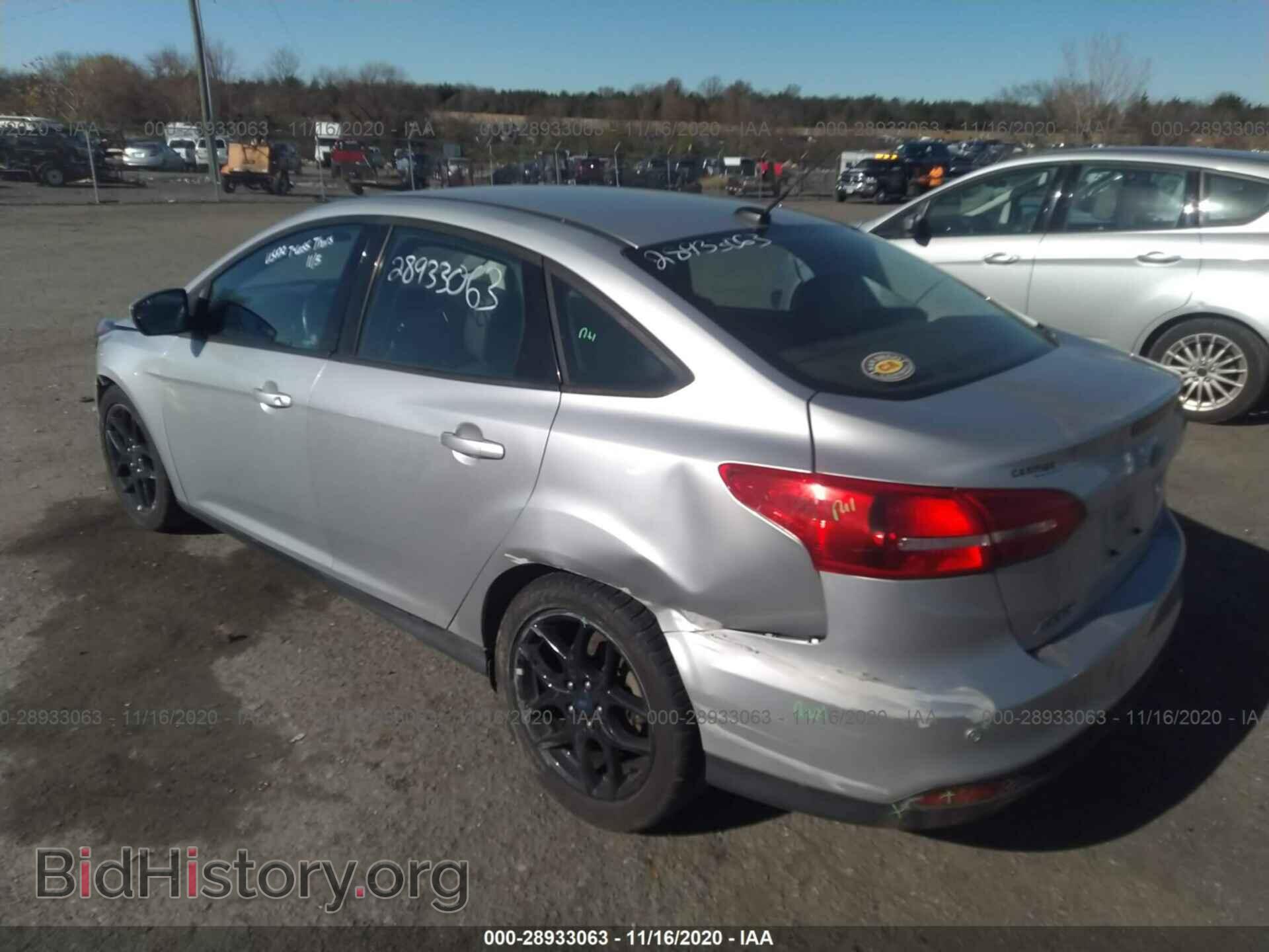 2016 FORD FOCUS - VIN: 1FADP3F2XGL332291 - Фото 3