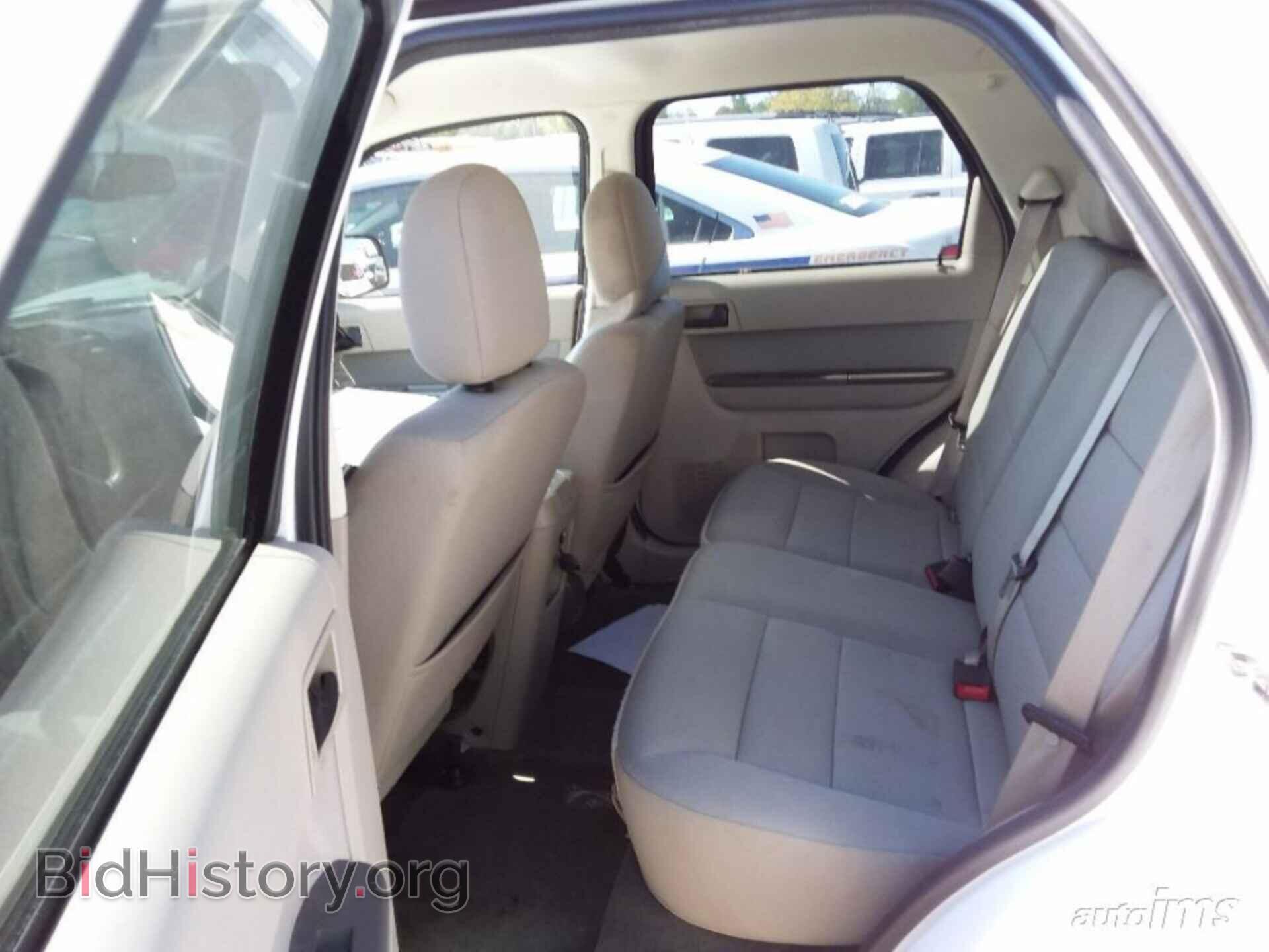2012 FORD ESCAPE - VIN: 1FMCU0D73CKC10881 - Фото 8