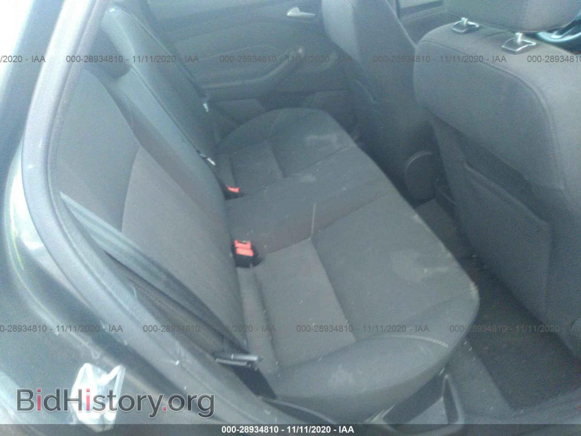 2017 FORD FOCUS - VIN: 1FADP3F21HL219329 - Photo 8