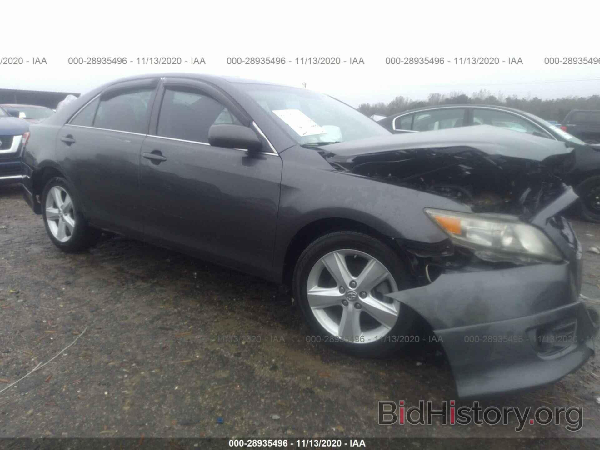 Photo 4T1BF3EKXBU765517 - TOYOTA CAMRY 2011