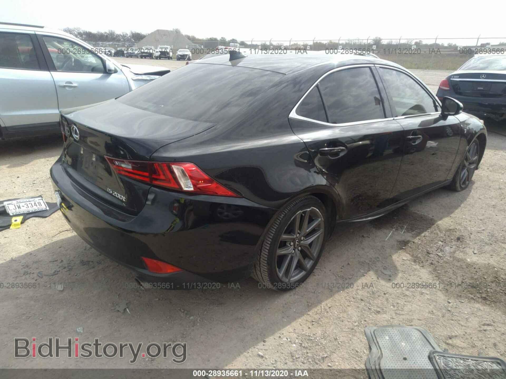 2016 LEXUS IS 200T - VIN: JTHBA1D23G5020598 - Фото 4