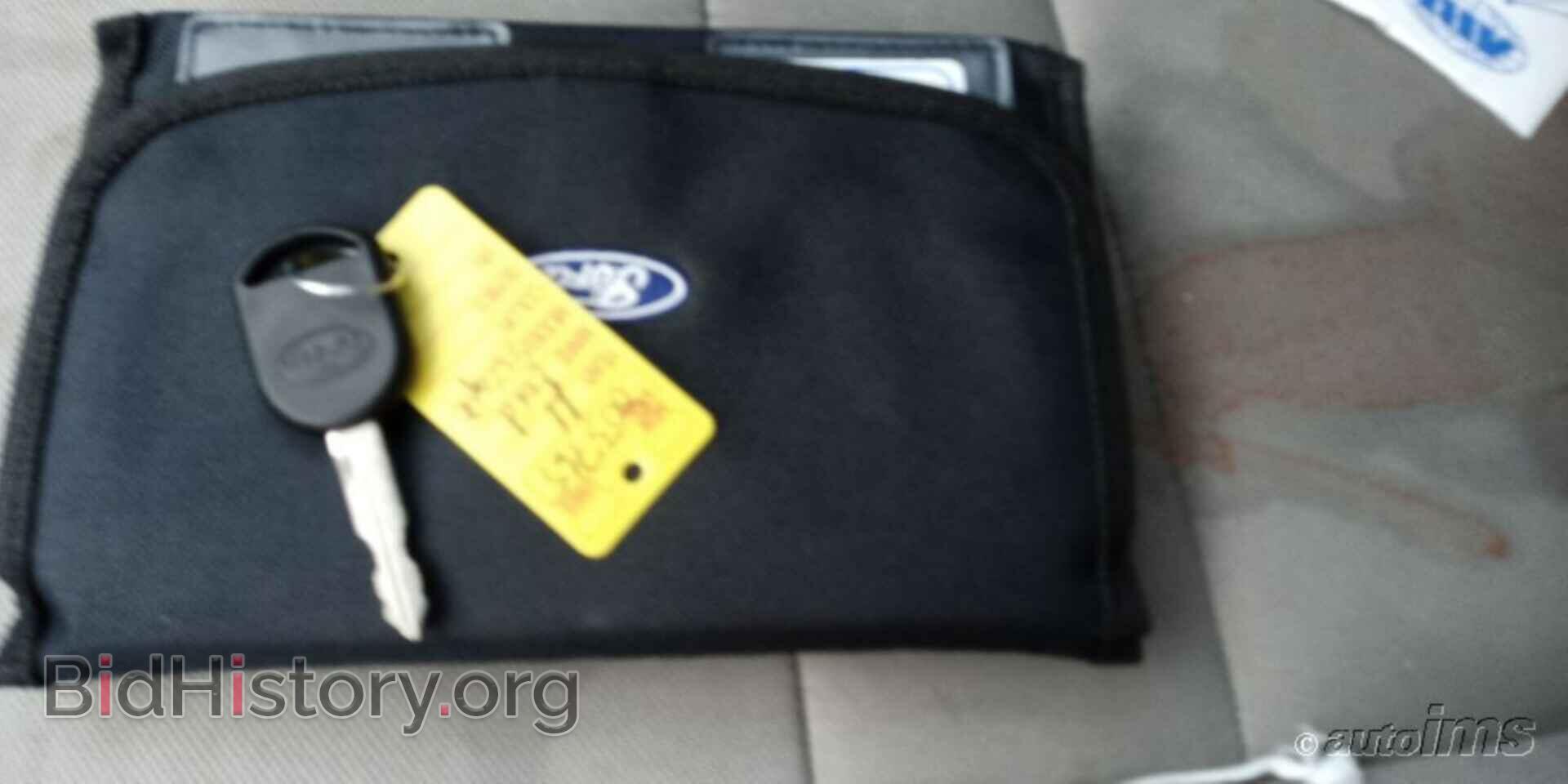 2011 FORD ESCAPE - VIN: 1FMCU0D77BKB93064 - Photo 3
