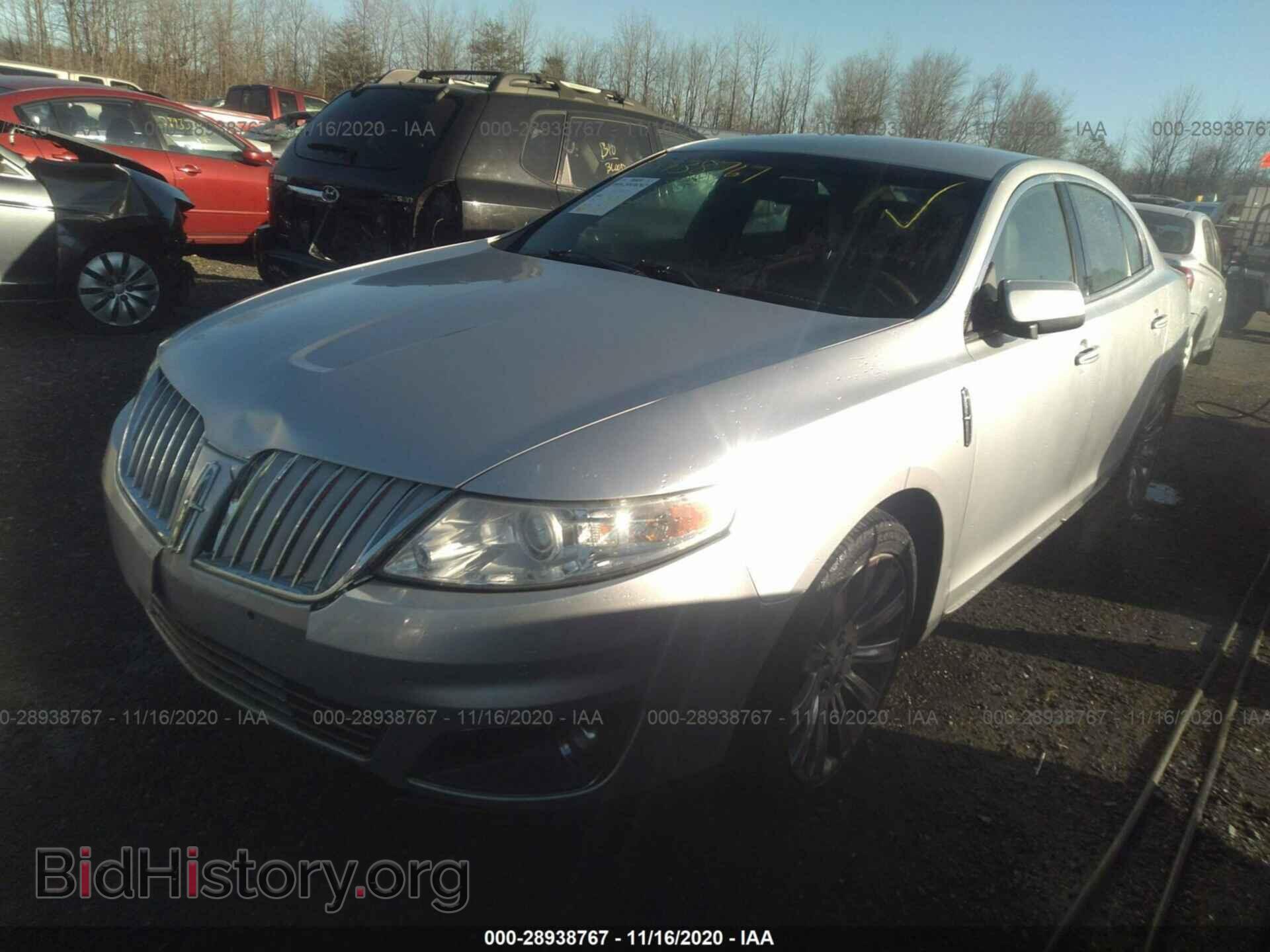 2011 LINCOLN MKS - VIN: 1LNHL9DR5BG611610 - Фото 2