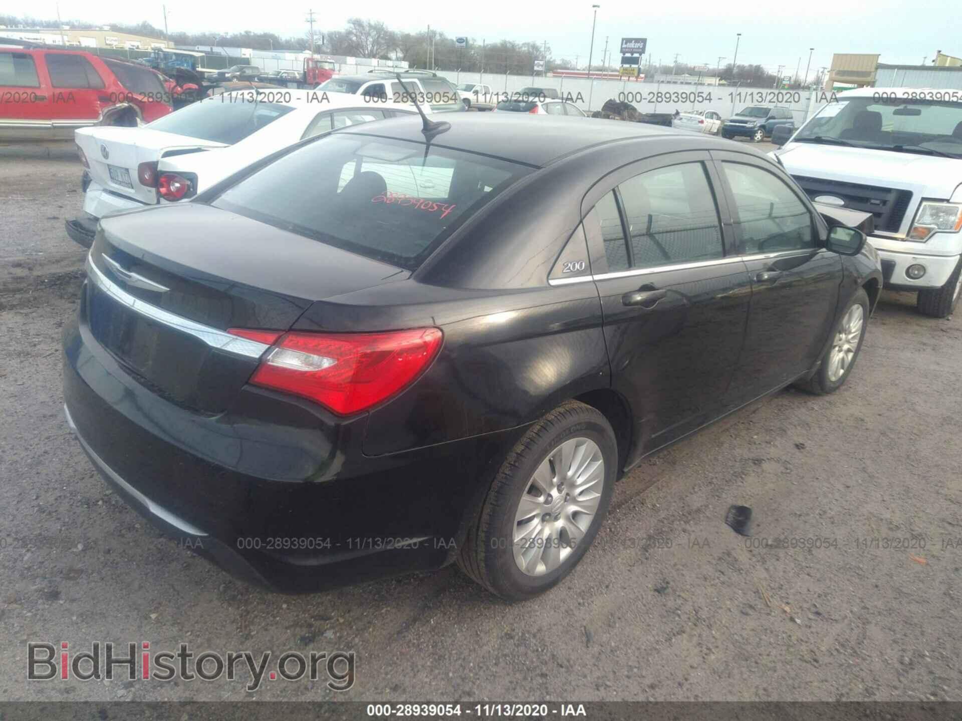 2014 CHRYSLER 200 - VIN: 1C3CCBAB4EN212379 - Photo 4