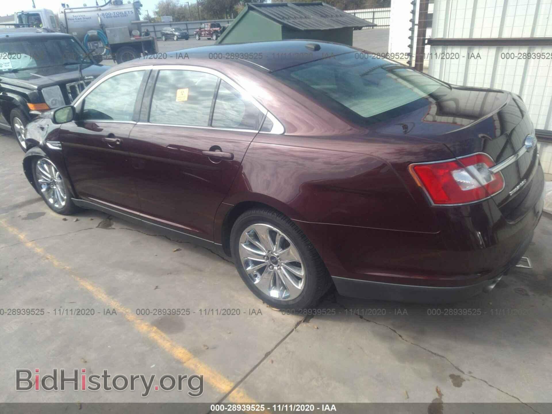 2011 FORD TAURUS - VIN: 1FAHP2FWXBG132107 - Фото 3