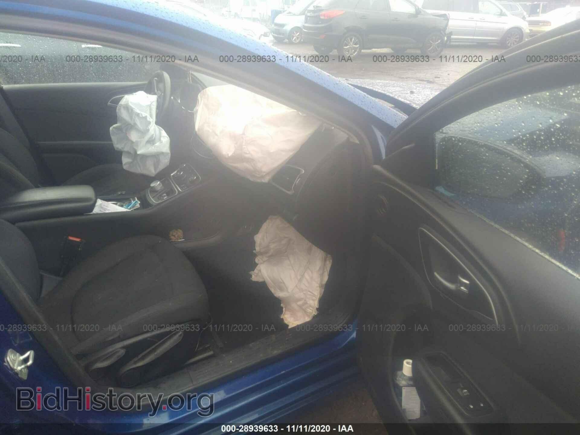 2015 CHRYSLER 200 - VIN: 1C3CCCAB3FN561394 - Фото 5