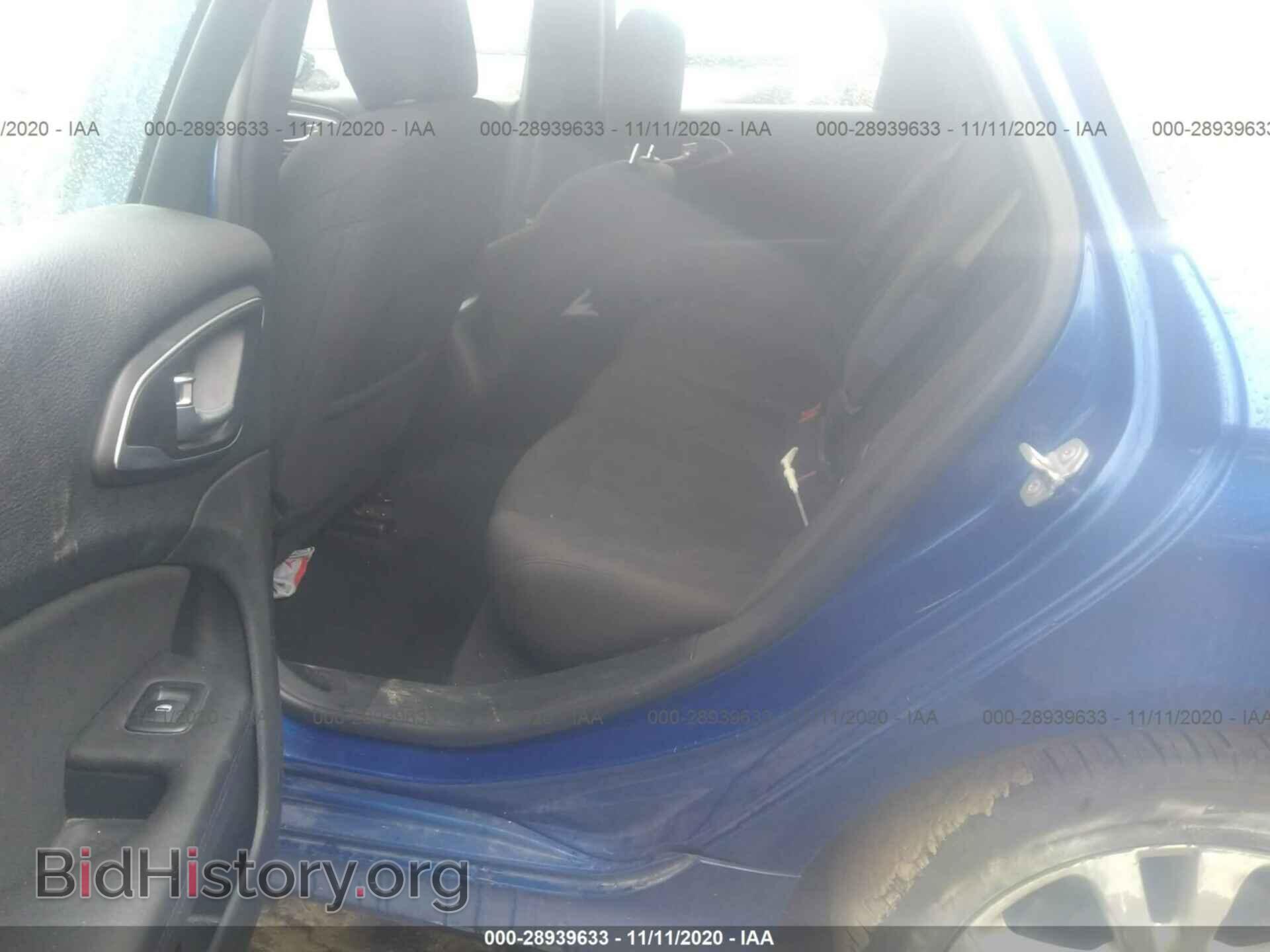 2015 CHRYSLER 200 - VIN: 1C3CCCAB3FN561394 - Фото 8