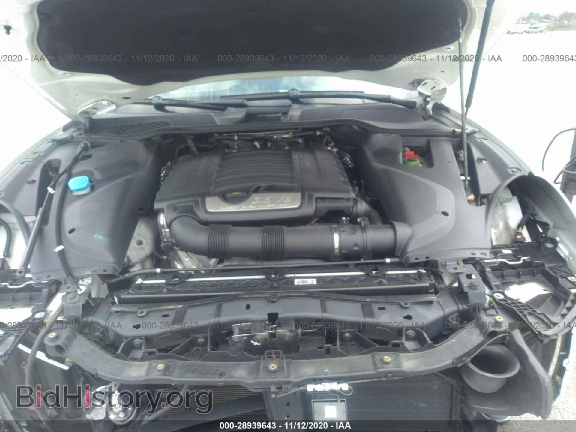 2017 PORSCHE CAYENNE - VIN: WP1AA2A25HKA91651 - Фото 10