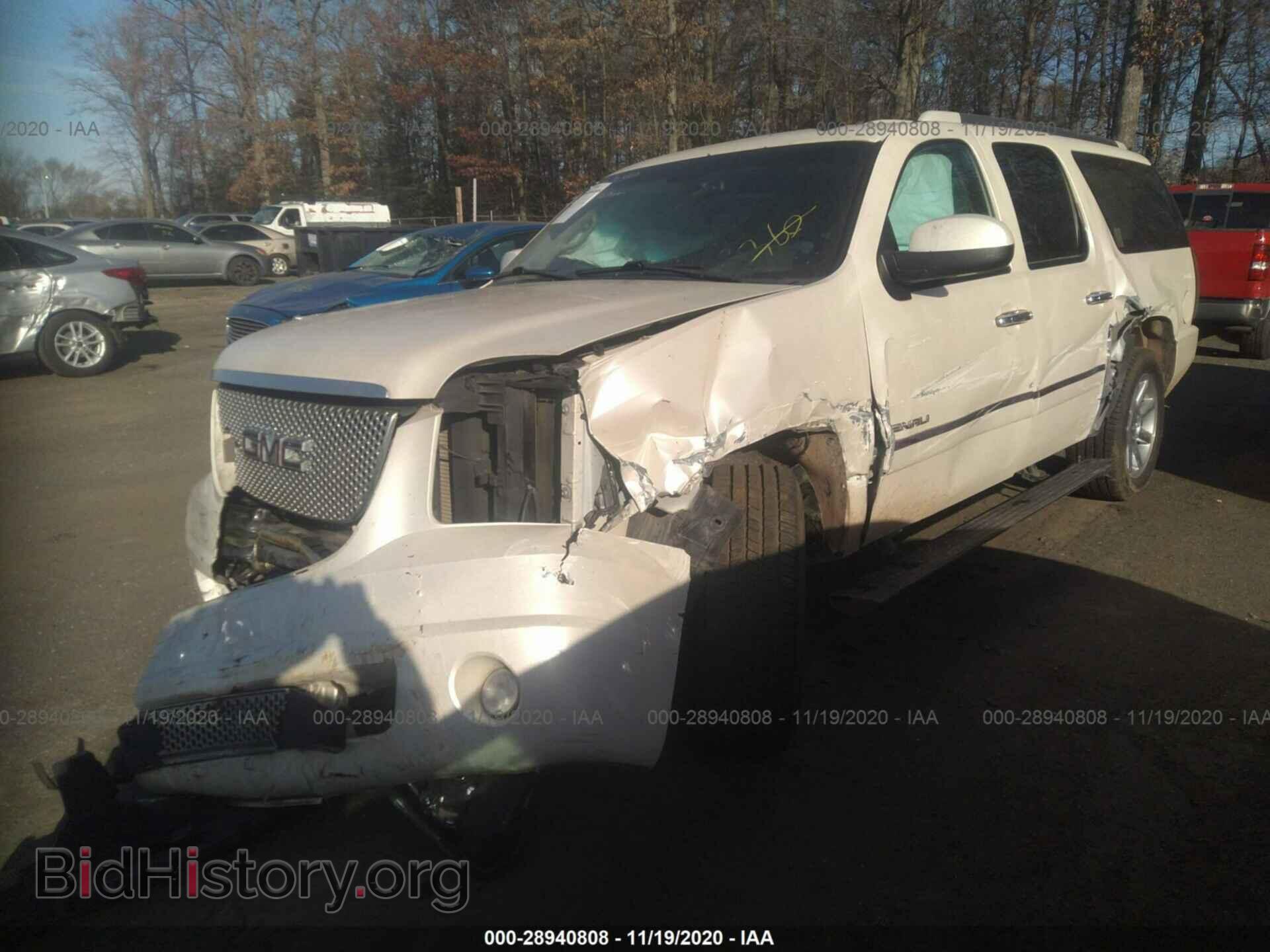 2012 GMC YUKON XL - VIN: 1GKS2MEF2CR233583 - Фото 2