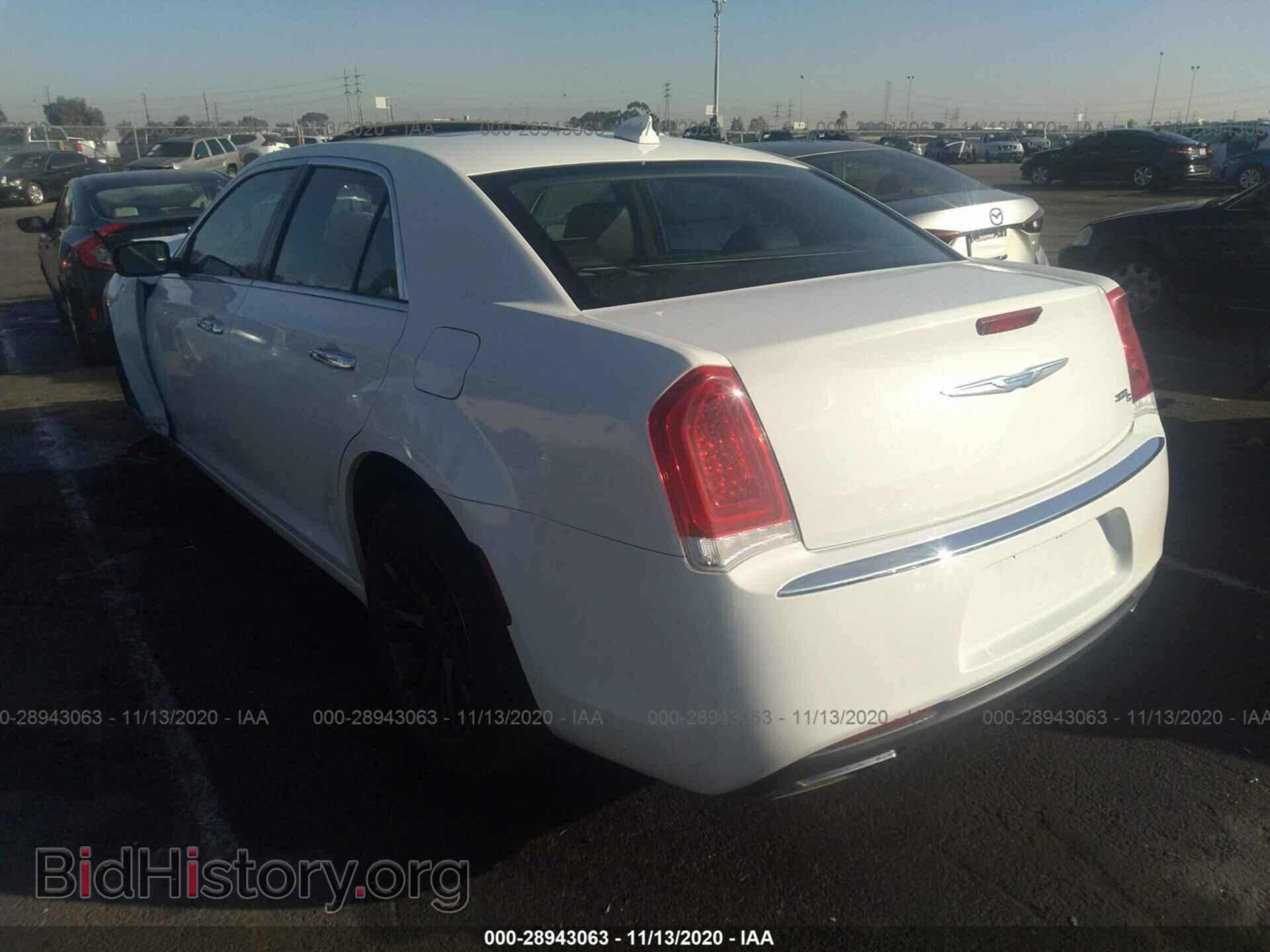 2017 CHRYSLER 300 - VIN: 2C3CCAEGXHH564377 - Photo 3