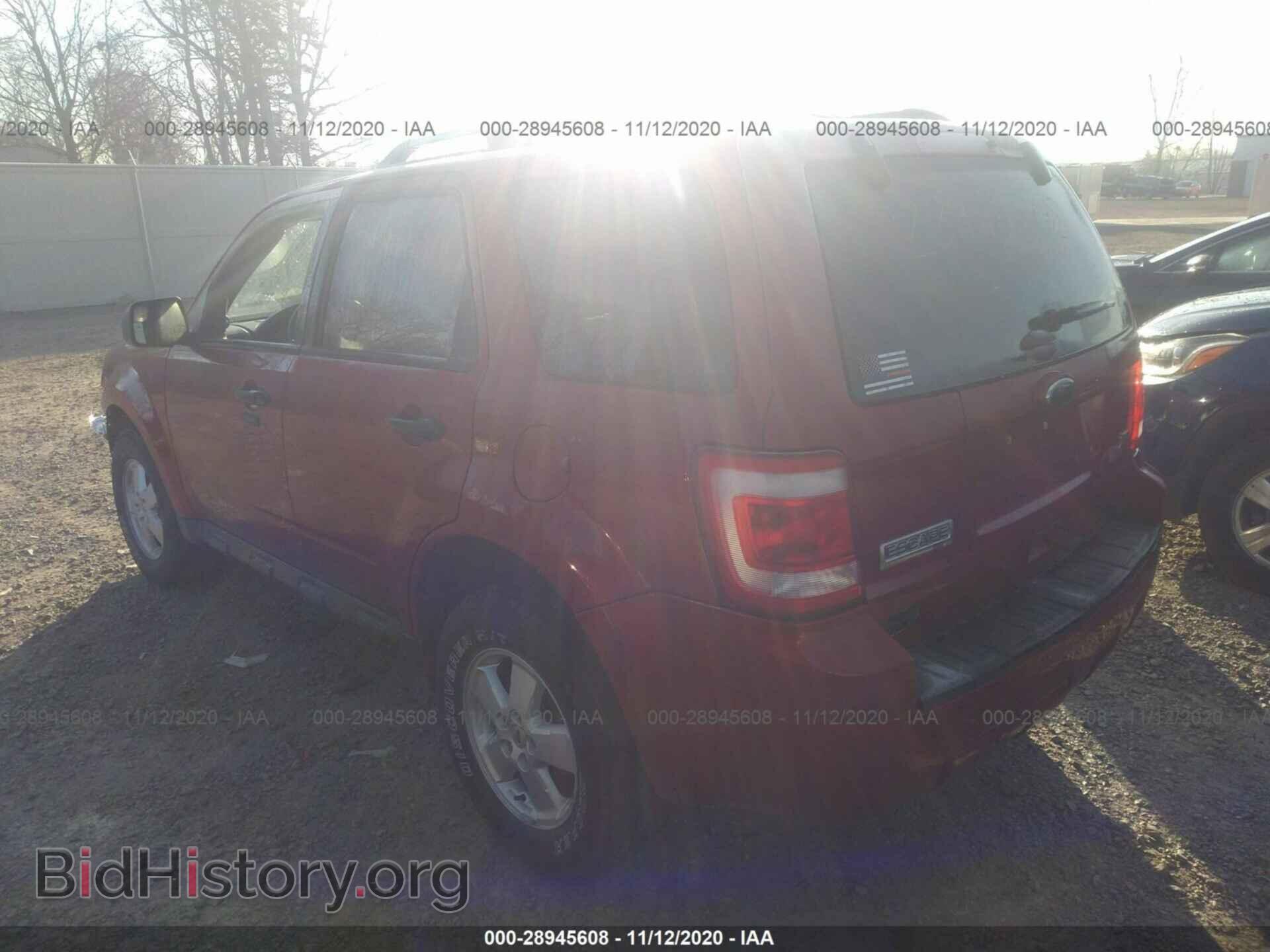 2011 FORD ESCAPE - VIN: 1FMCU9DG3BKB41869 - Фото 3